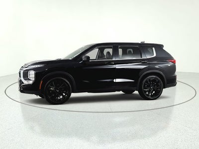 2024 Mitsubishi Outlander SE Black Edition