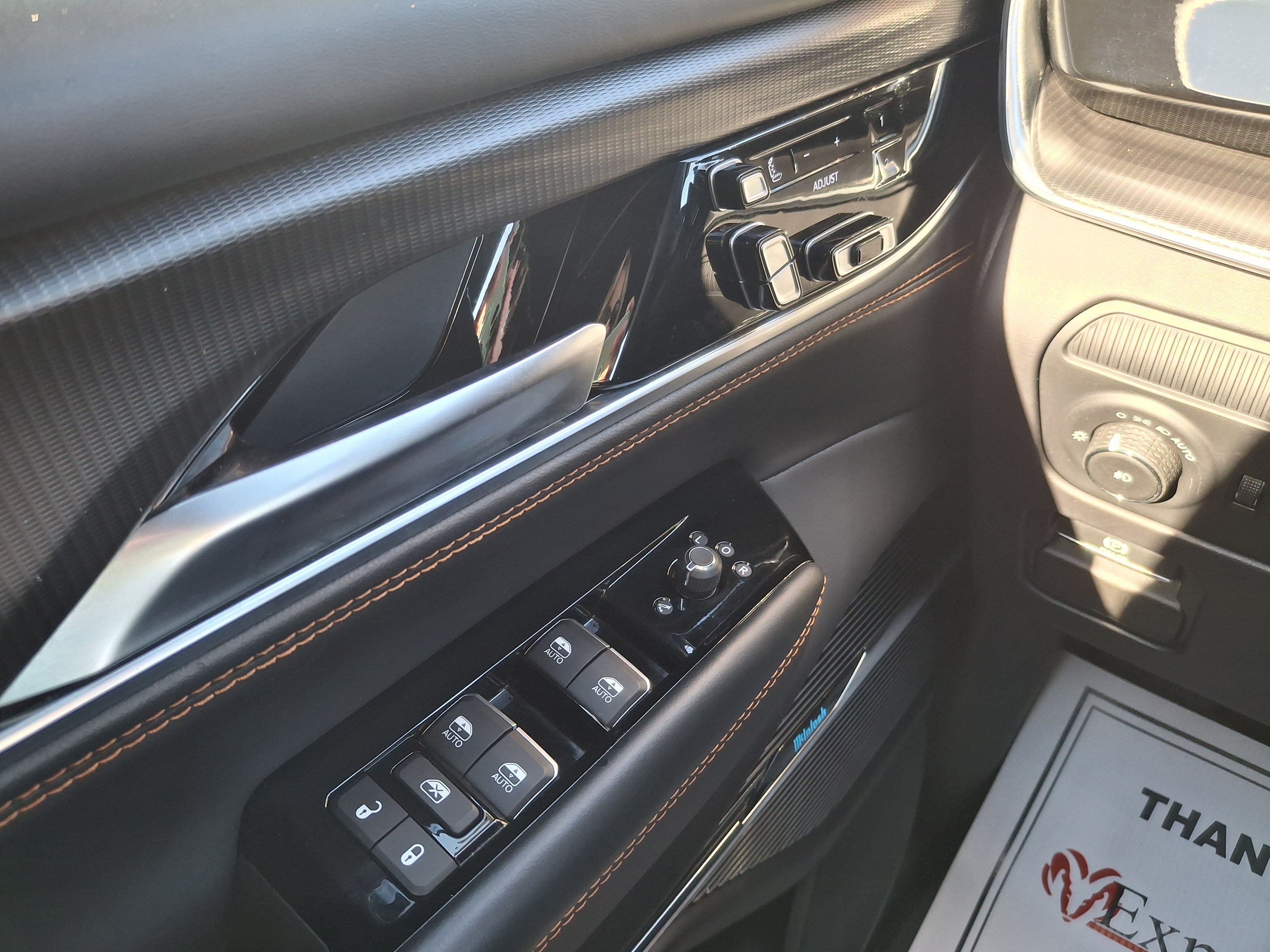 2025 Jeep Grand Wagoneer Series III Obsidian