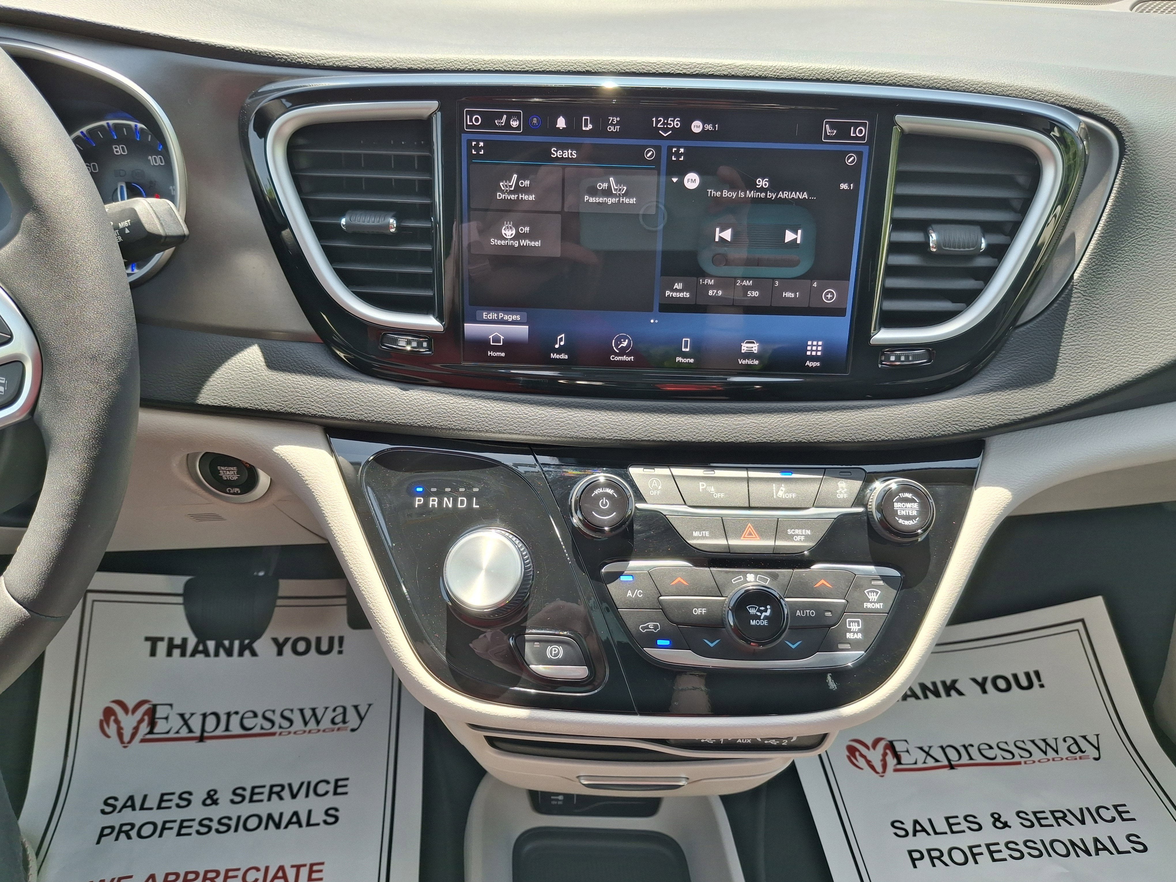 2024 Chrysler Pacifica Touring L