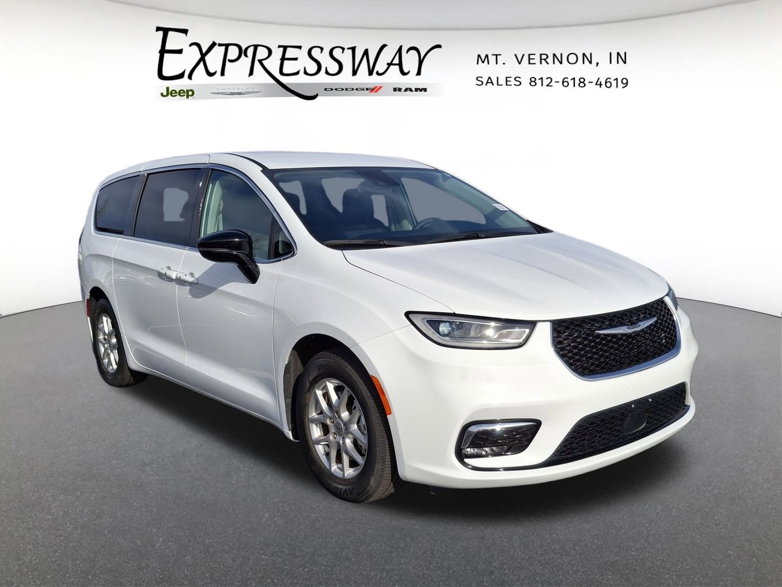 2024 Chrysler Pacifica Touring L