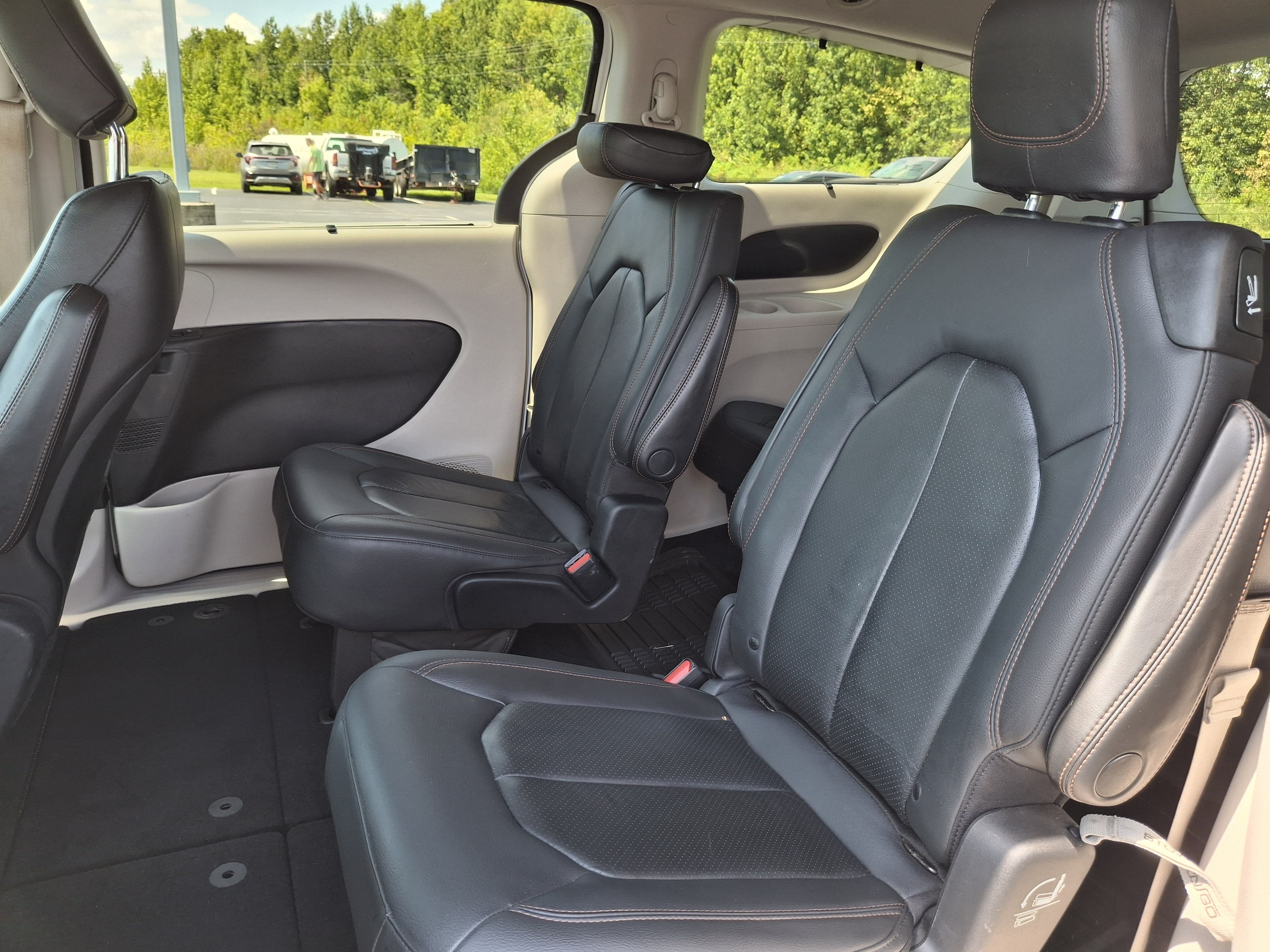 2020 Chrysler Pacifica Touring L