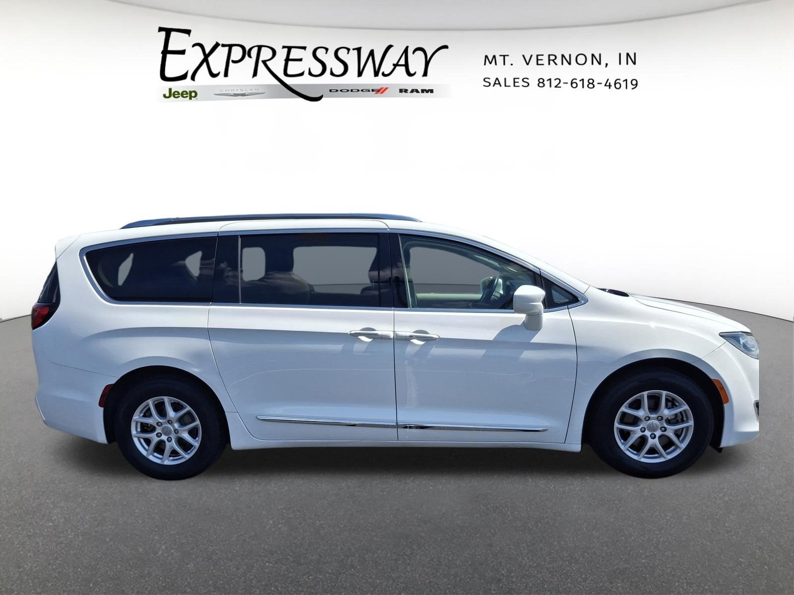 2020 Chrysler Pacifica Touring L