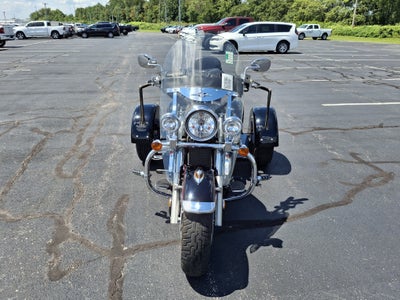 2005 SUZUKI C90 S