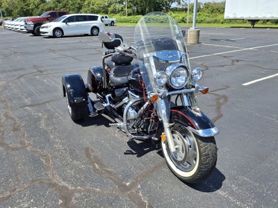 2005 SUZUKI C90 S