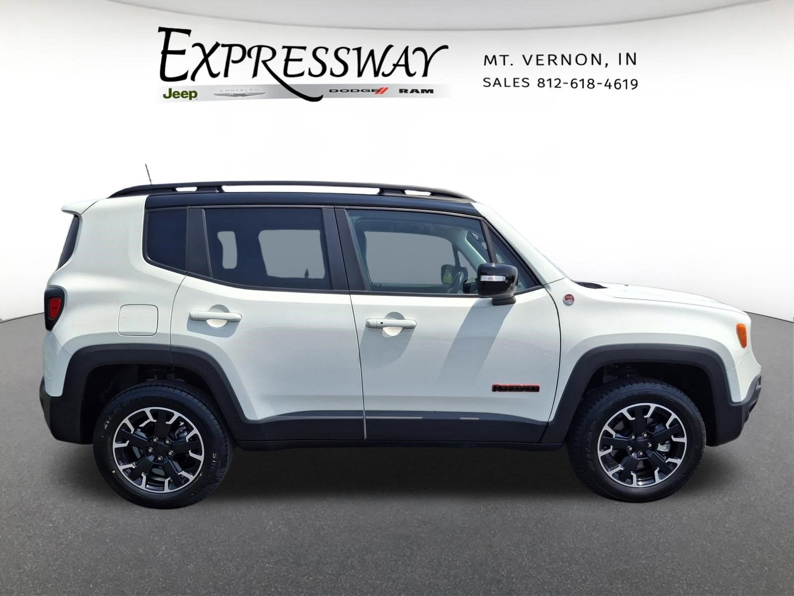 2023 Jeep Renegade Trailhawk