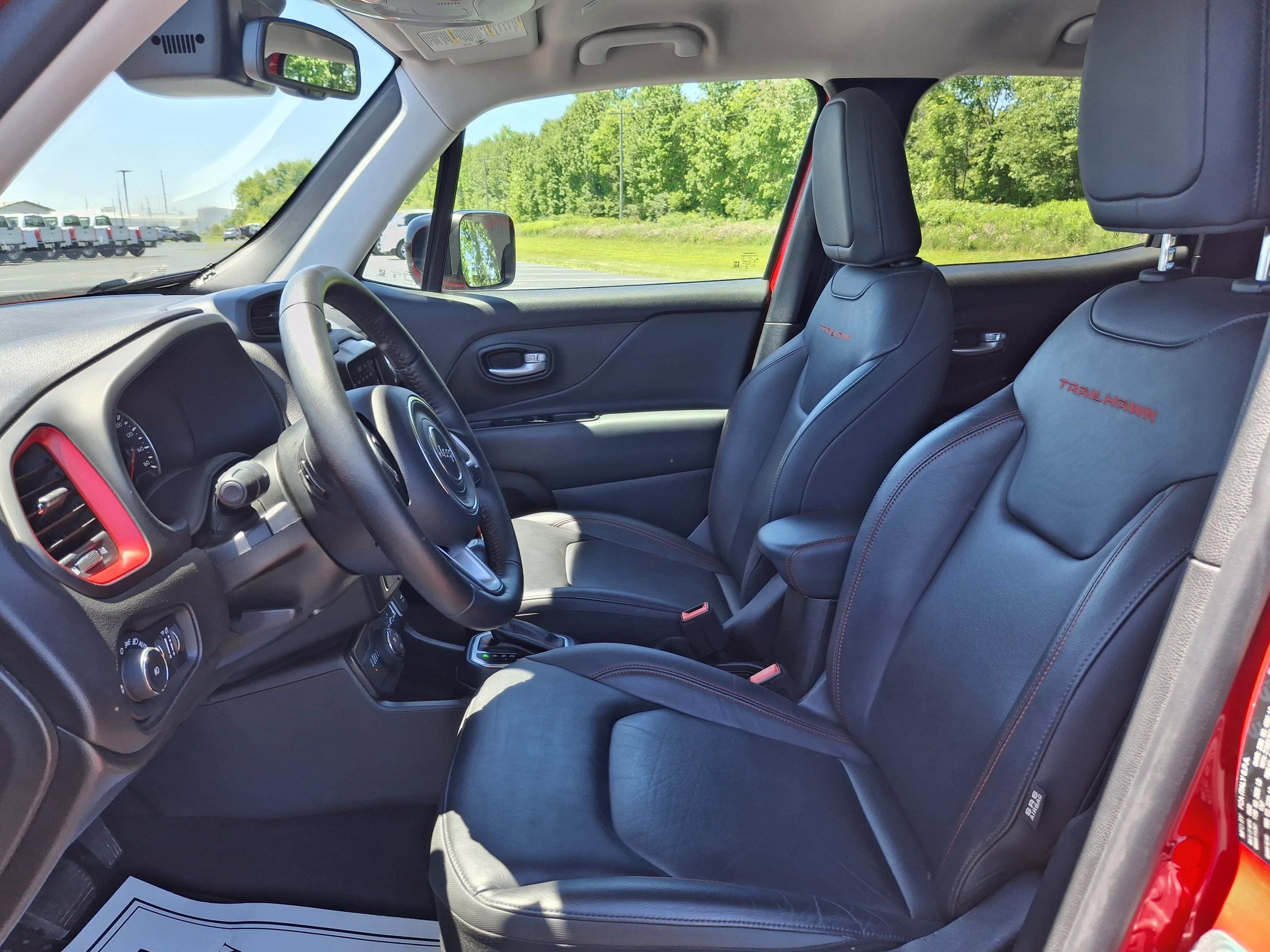 2023 Jeep Renegade Trailhawk