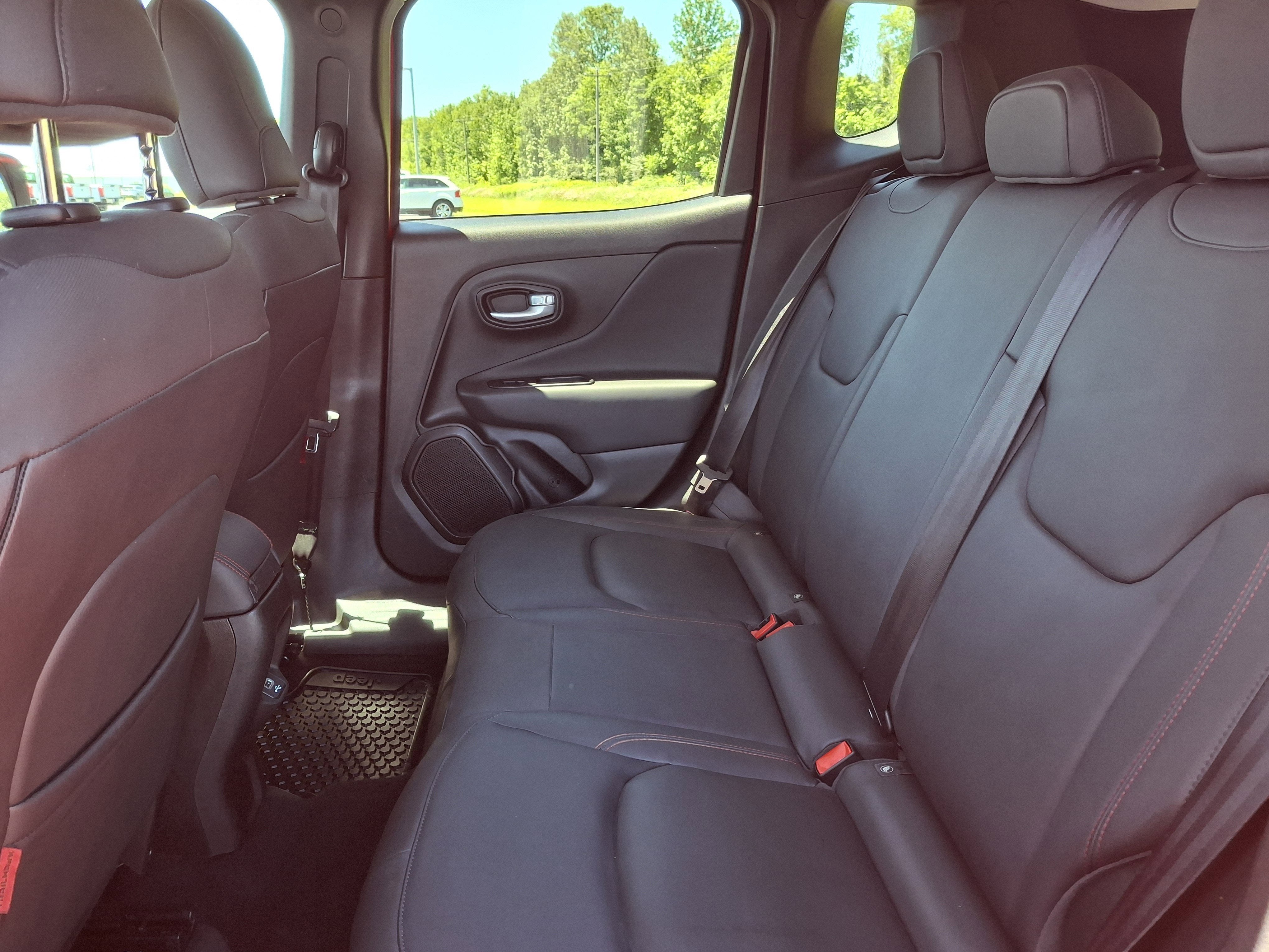 2023 Jeep Renegade Trailhawk