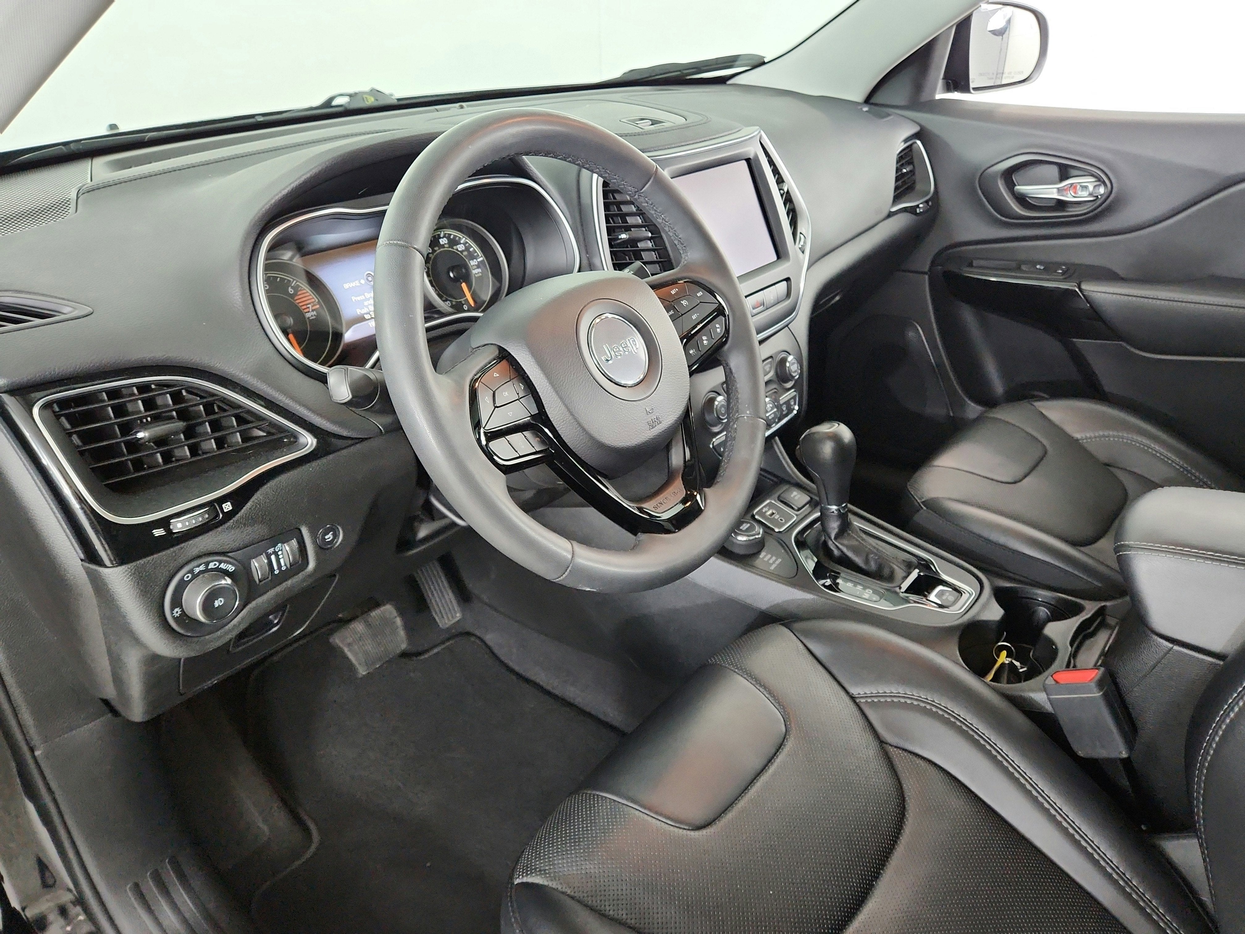 2023 Jeep Cherokee Altitude Lux