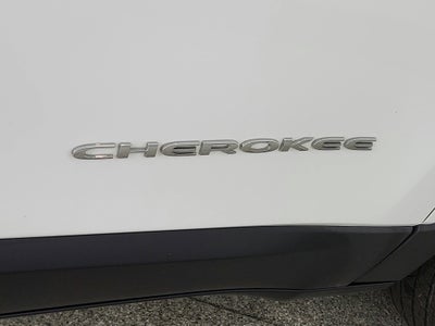2022 Jeep Cherokee Latitude Lux