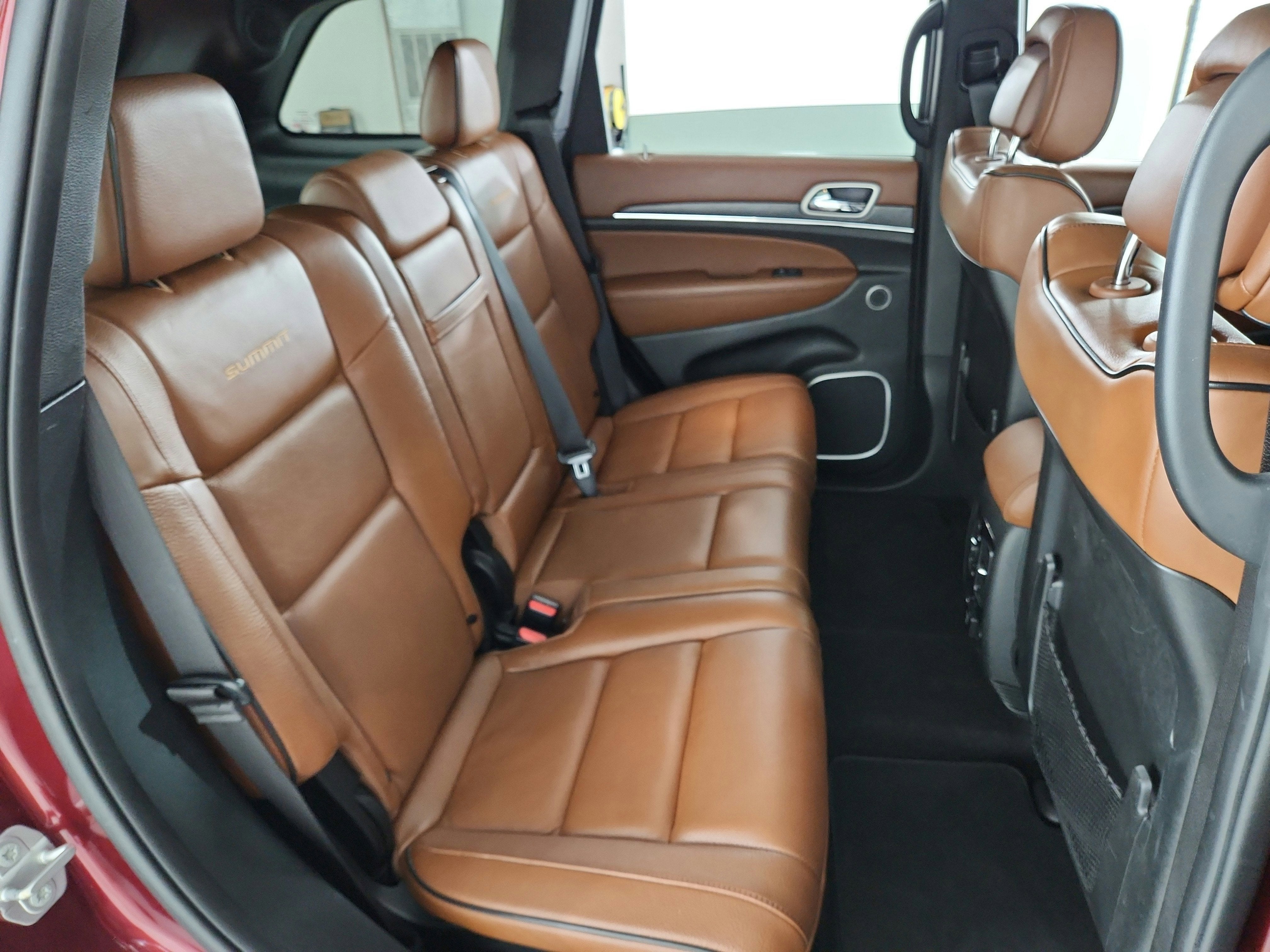 2019 Jeep Grand Cherokee Summit