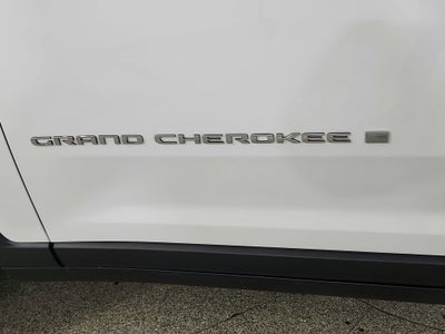 2023 Jeep Grand Cherokee Laredo