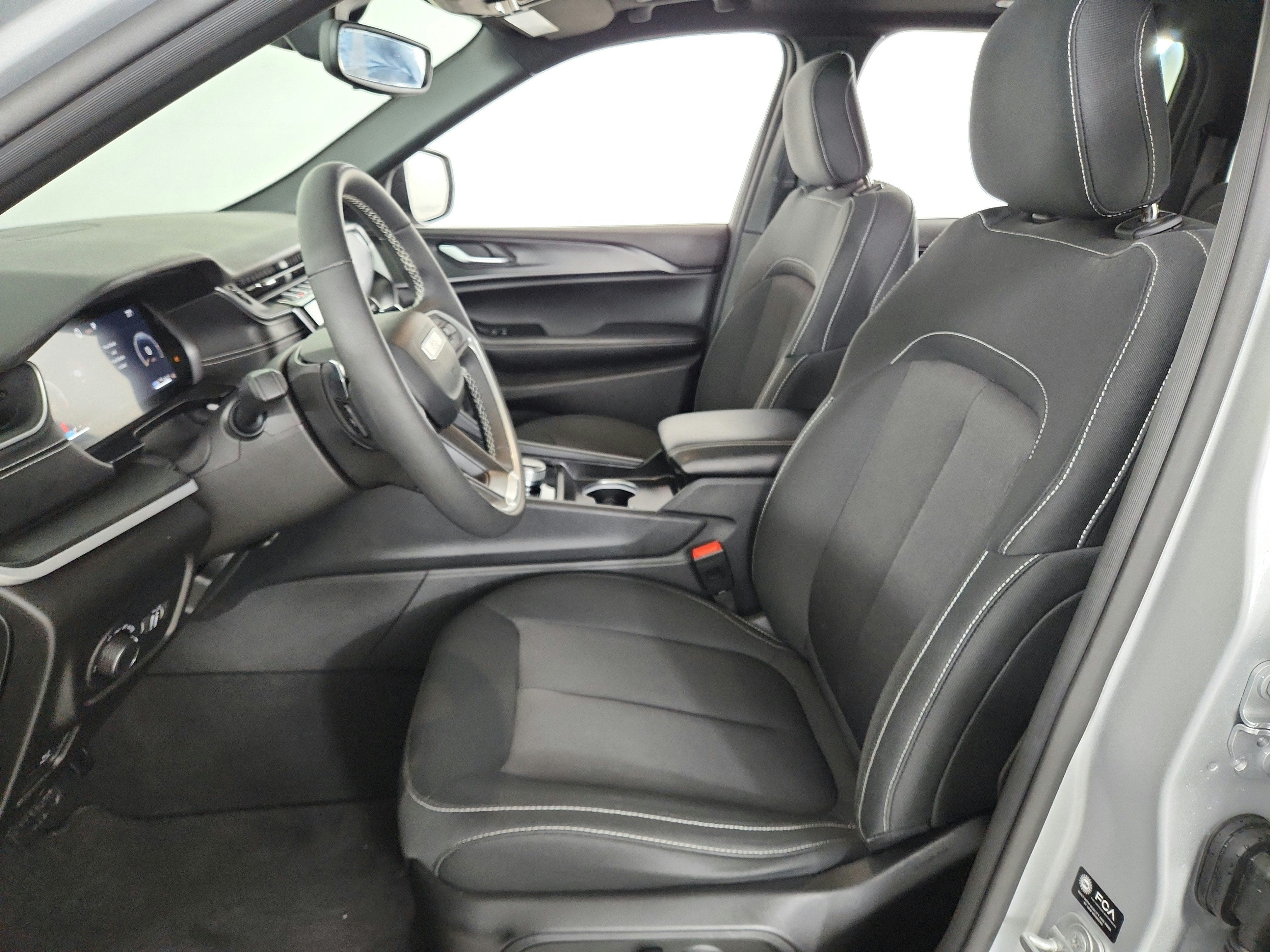 2024 Jeep Grand Cherokee Laredo X