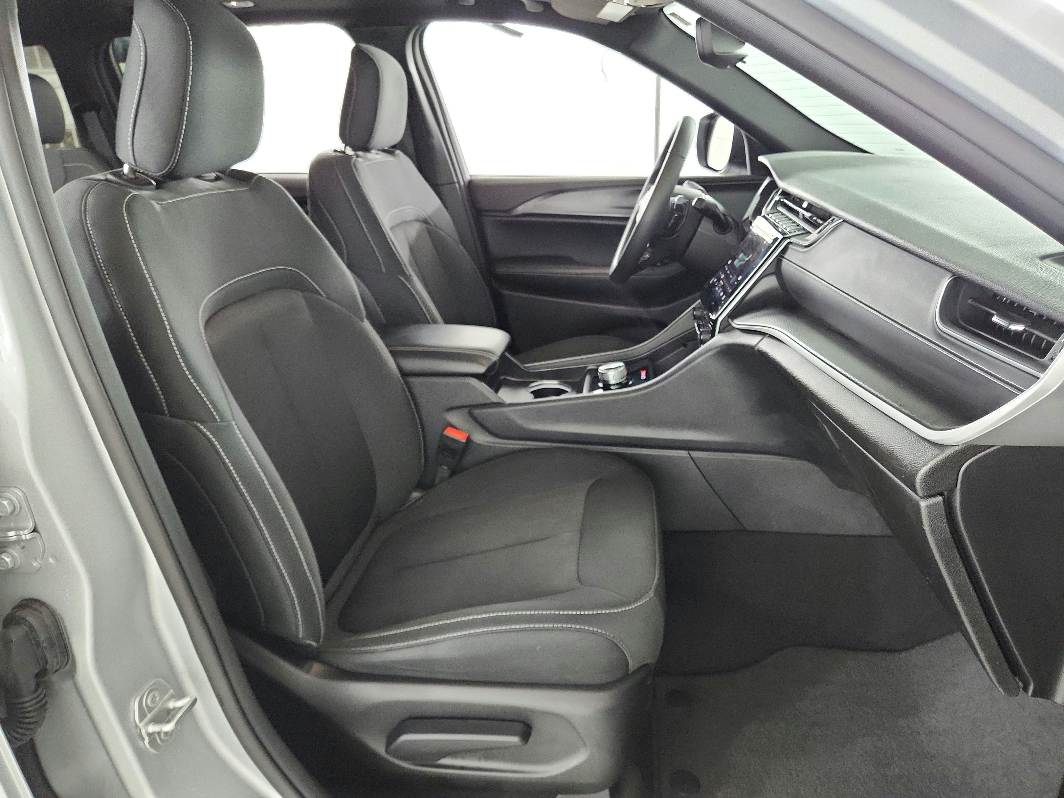 2024 Jeep Grand Cherokee Laredo X