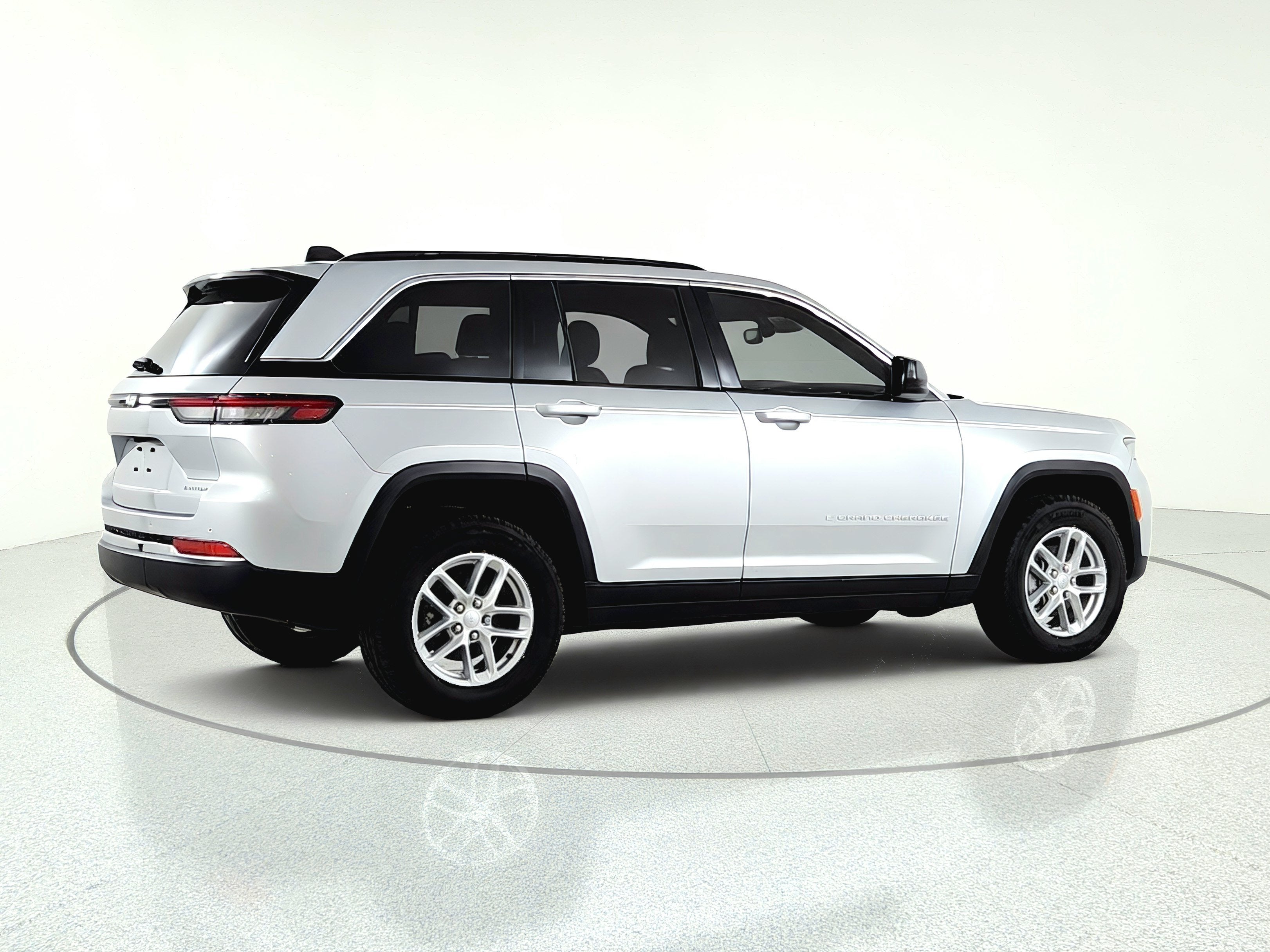 2024 Jeep Grand Cherokee Laredo X