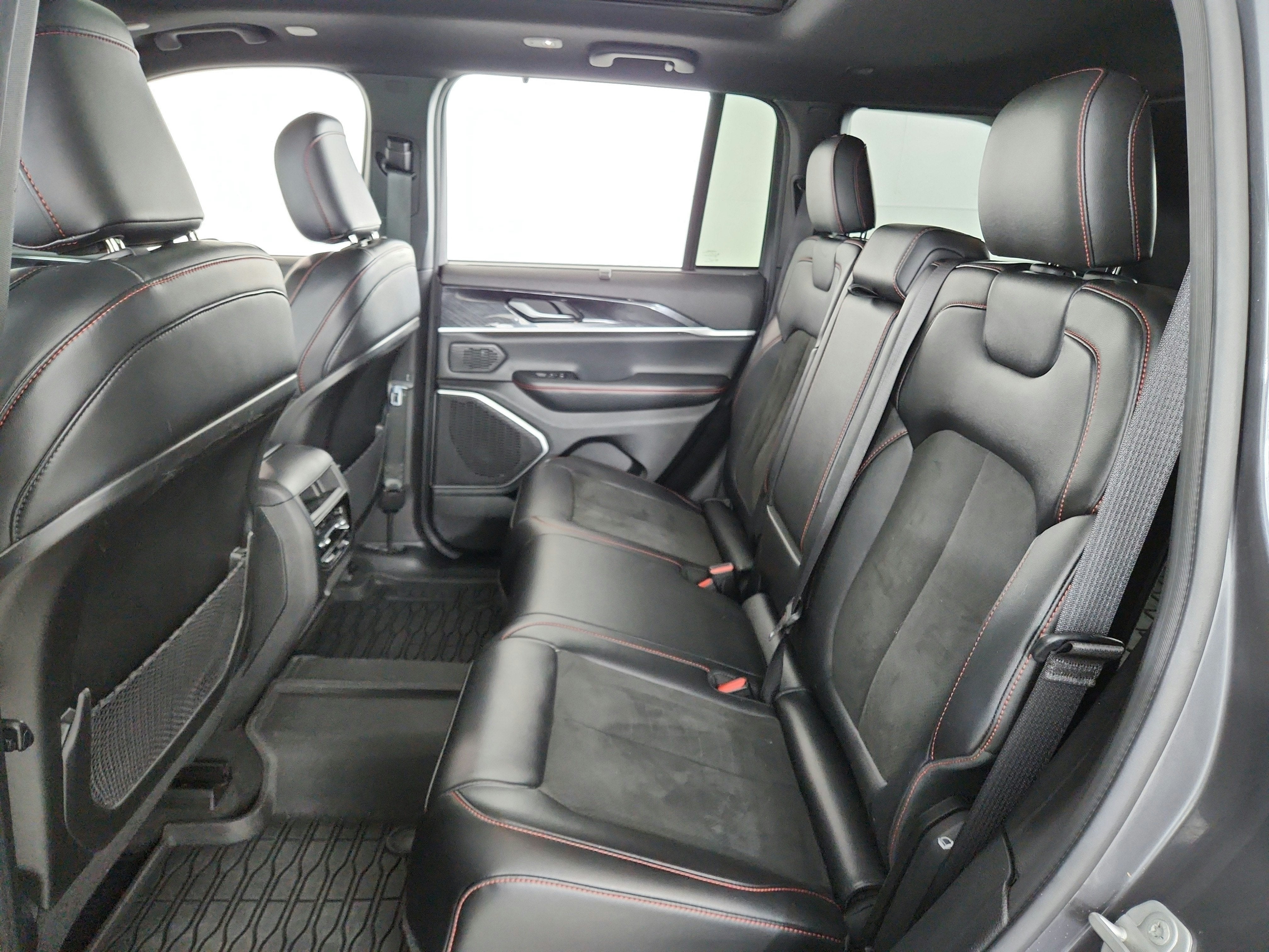 2022 Jeep Grand Cherokee Trailhawk