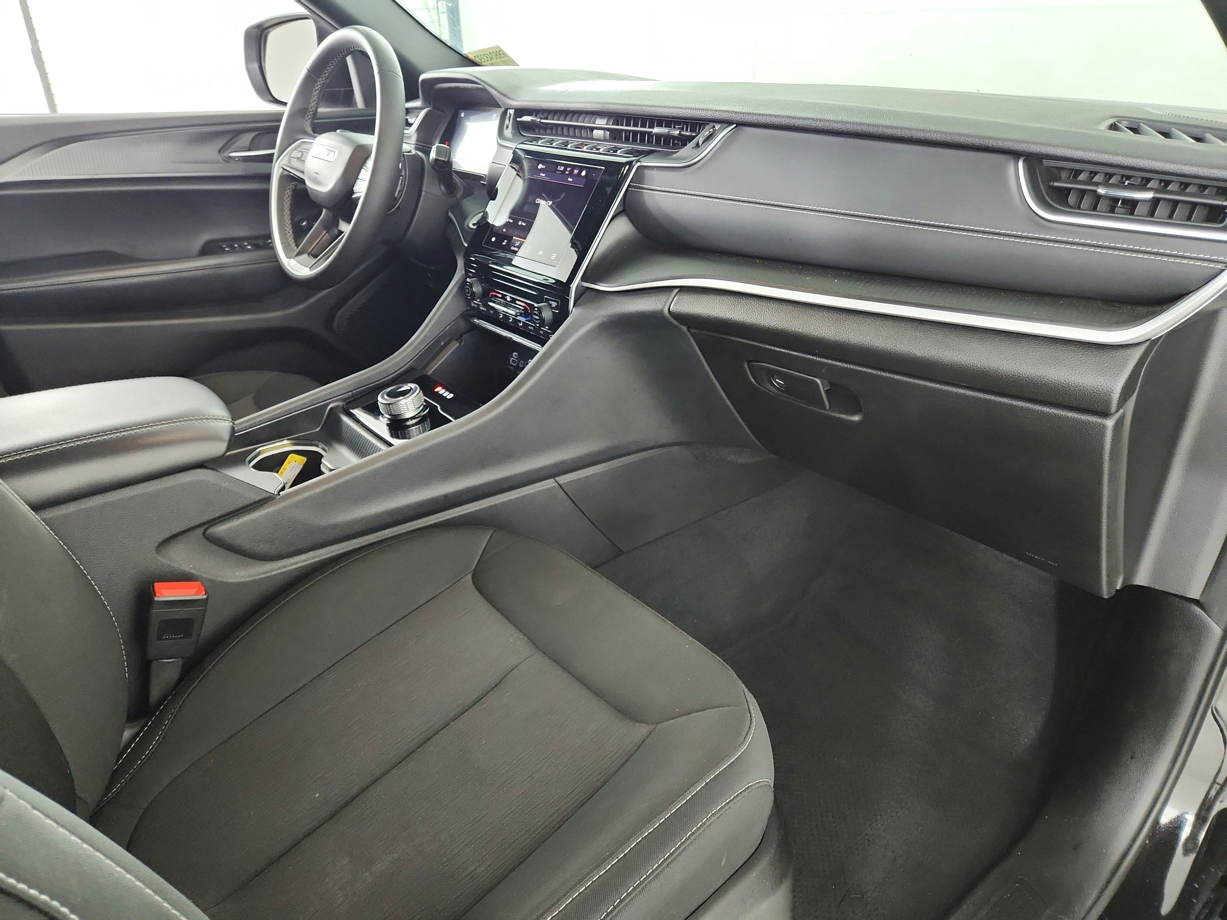 2024 Jeep Grand Cherokee L Laredo