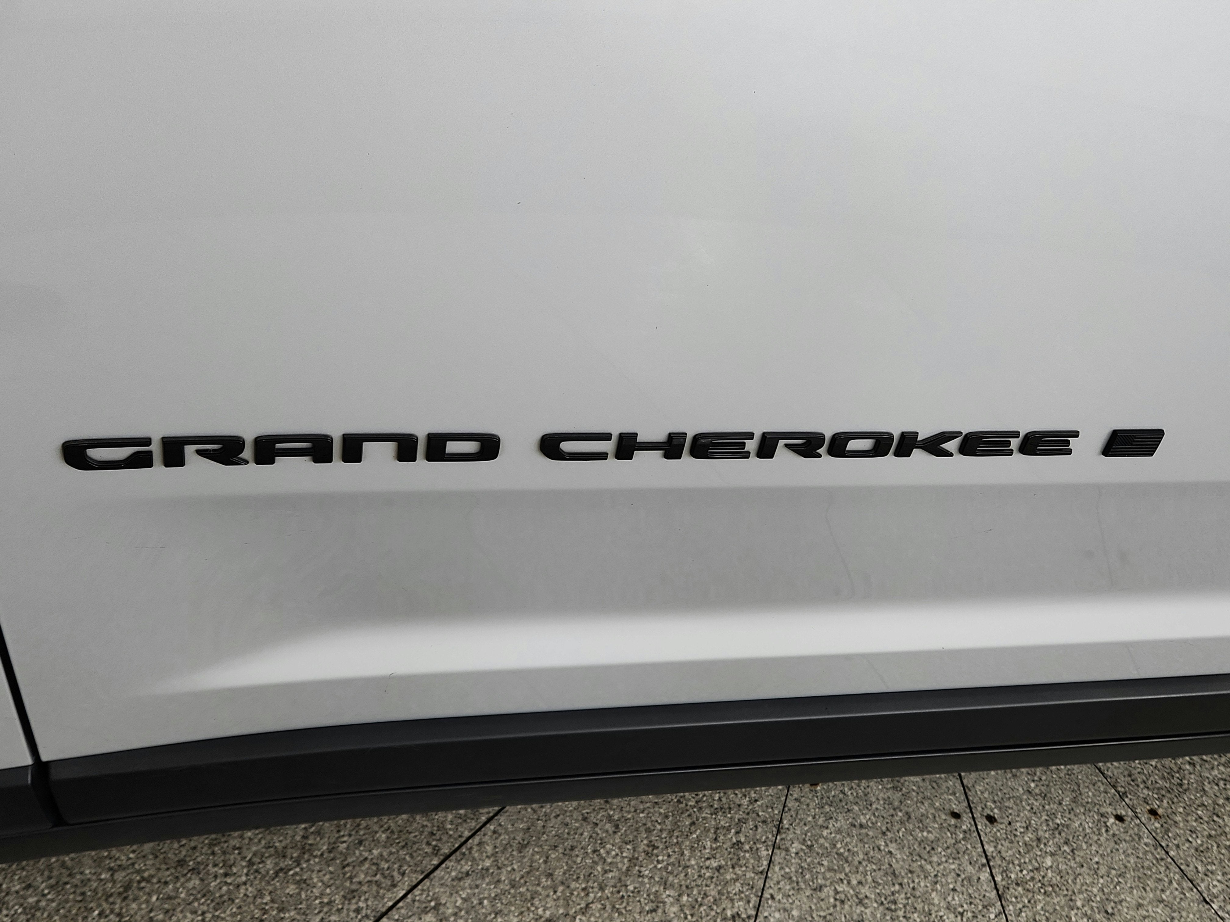 2024 Jeep Grand Cherokee L Altitude
