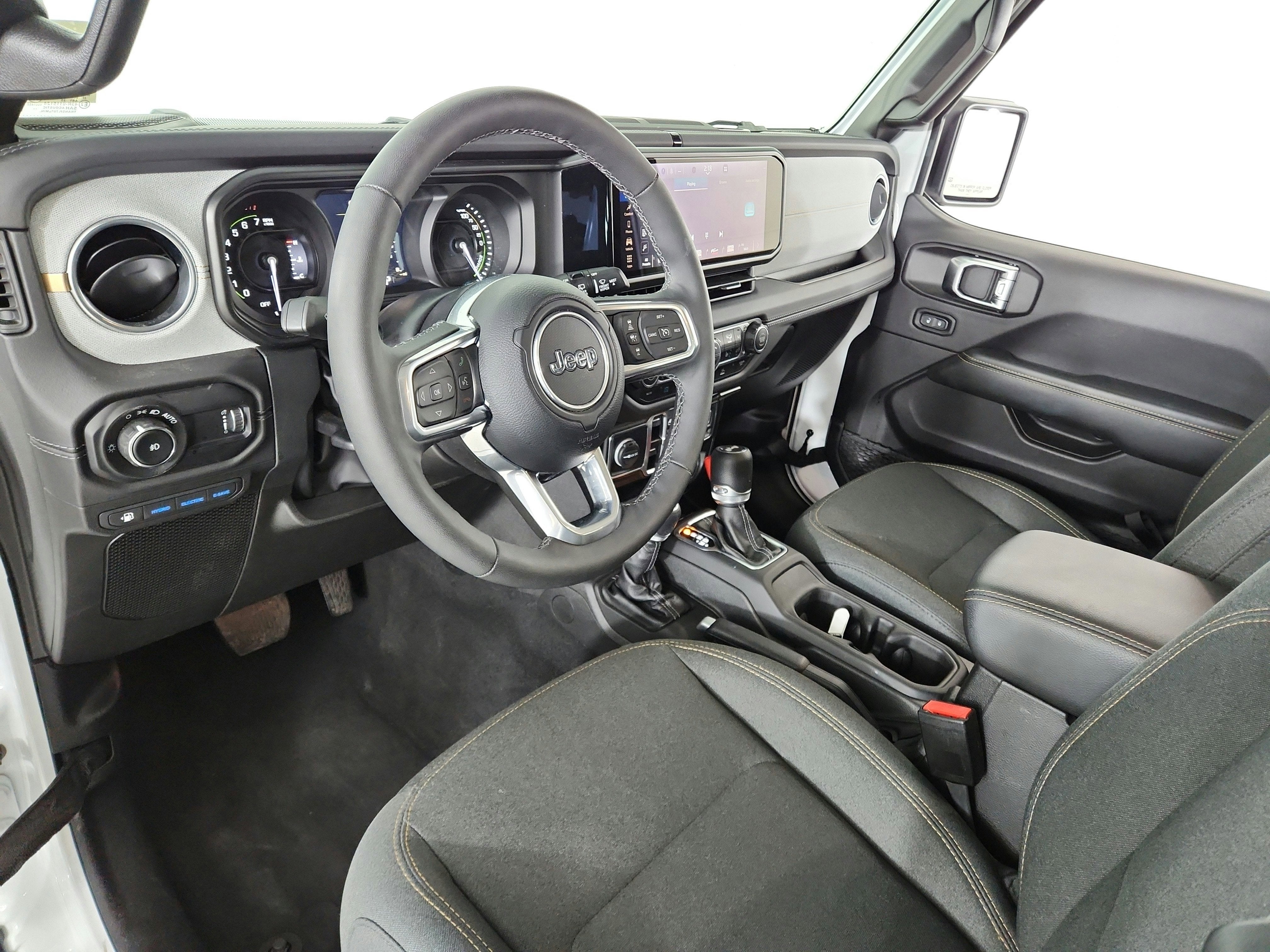 2025 Jeep Wrangler 4xe Sahara