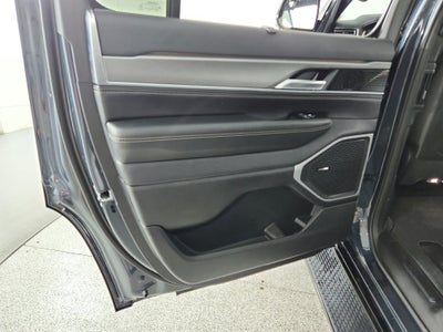 2024 Jeep Wagoneer Series II Carbide 4x4