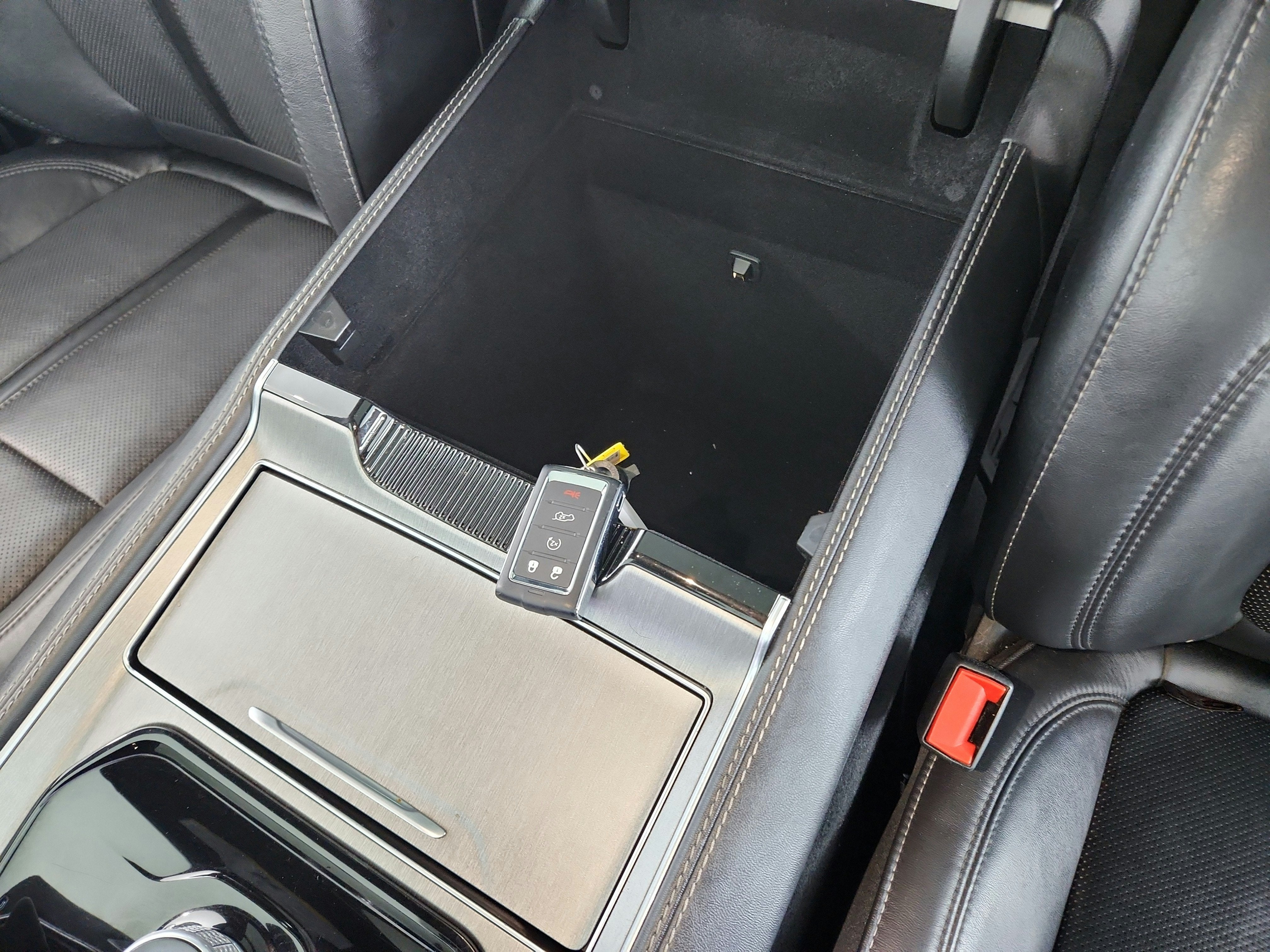 2024 Jeep Wagoneer Series II Carbide