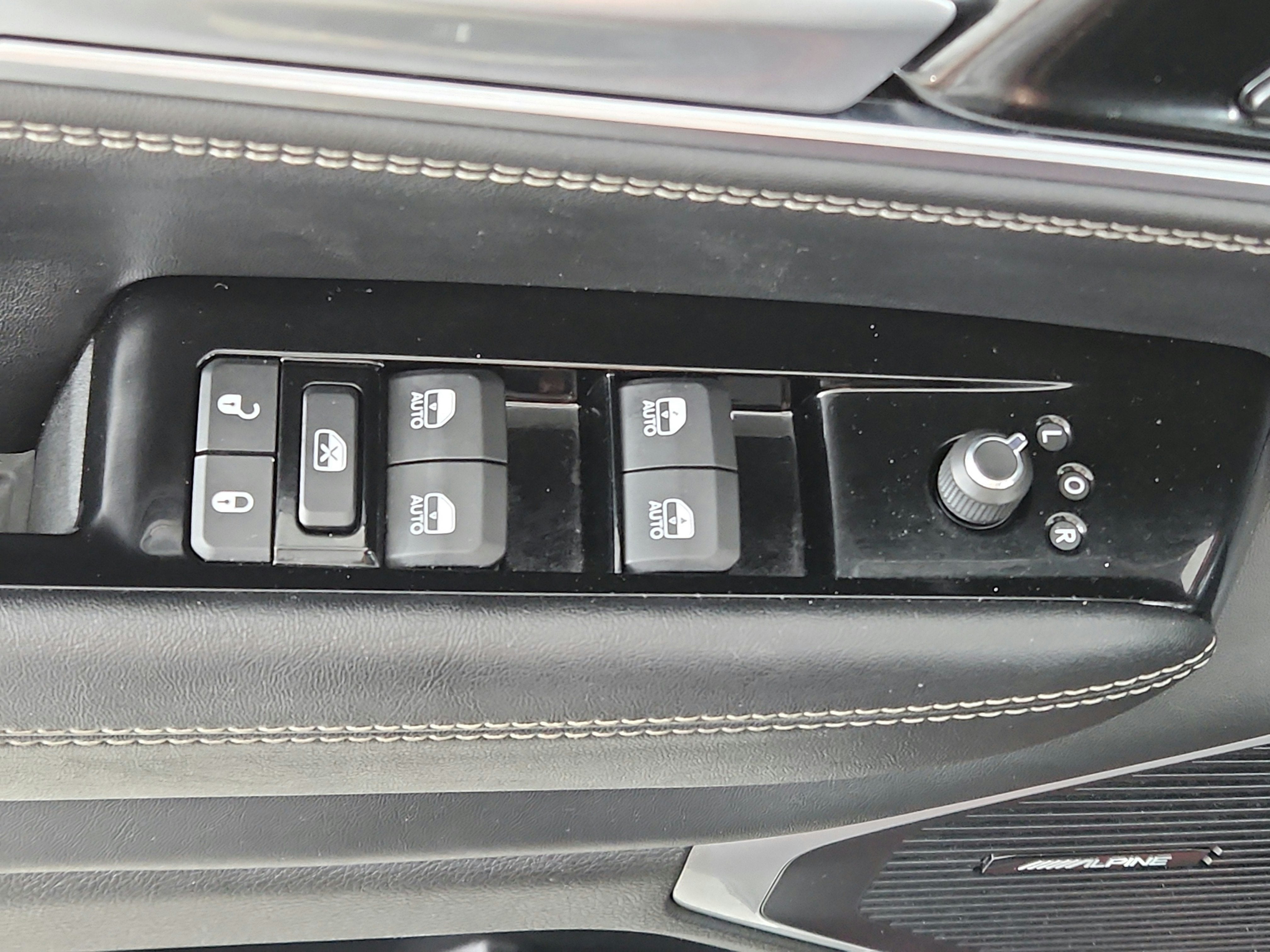 2024 Jeep Wagoneer Series II Carbide