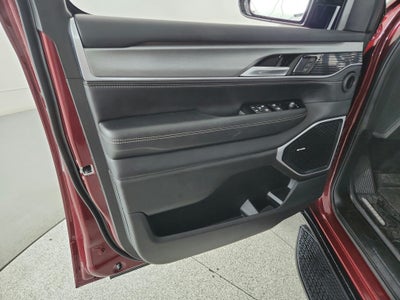 2024 Jeep Wagoneer Series II Carbide