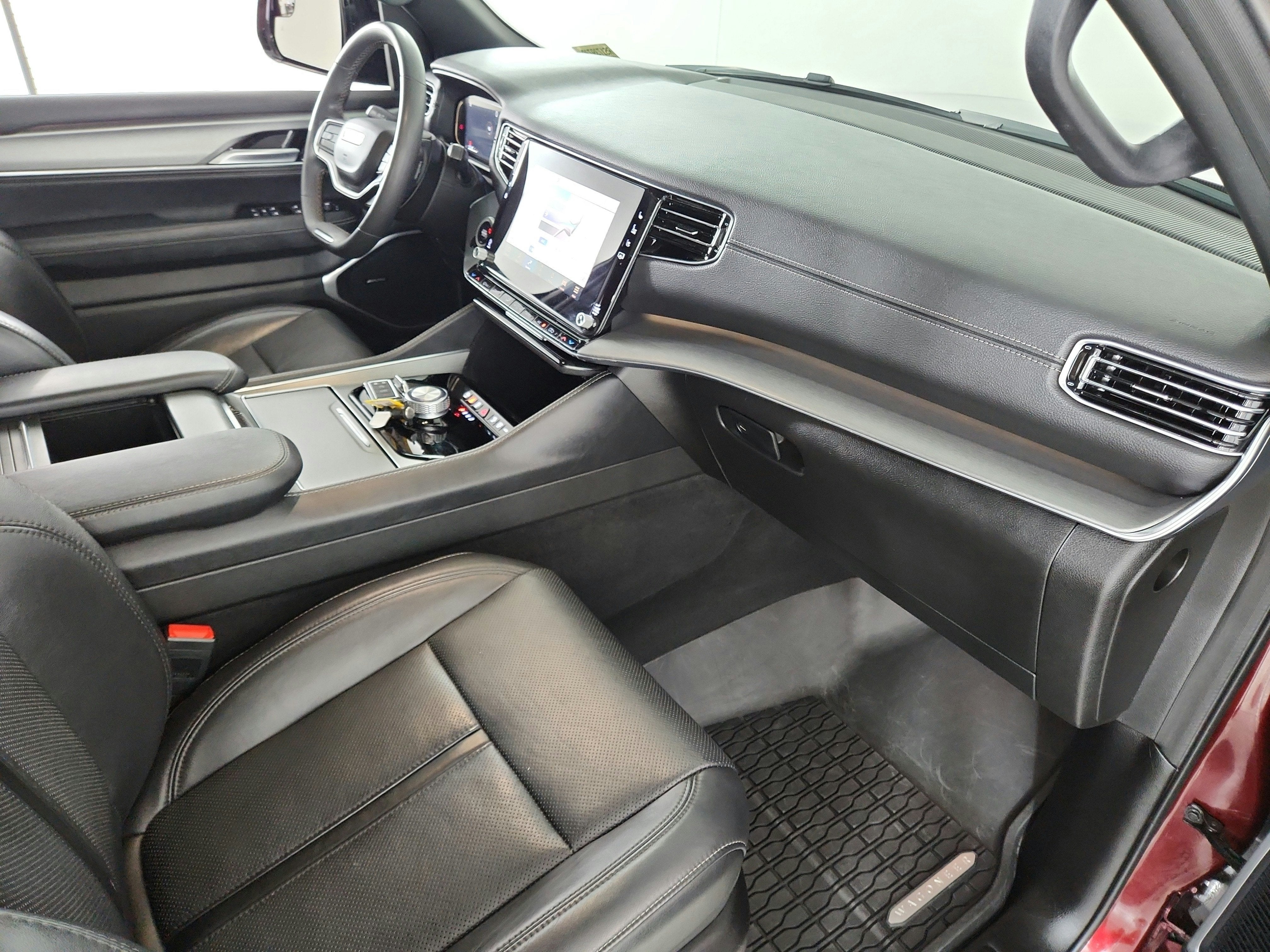 2024 Jeep Wagoneer Series II Carbide