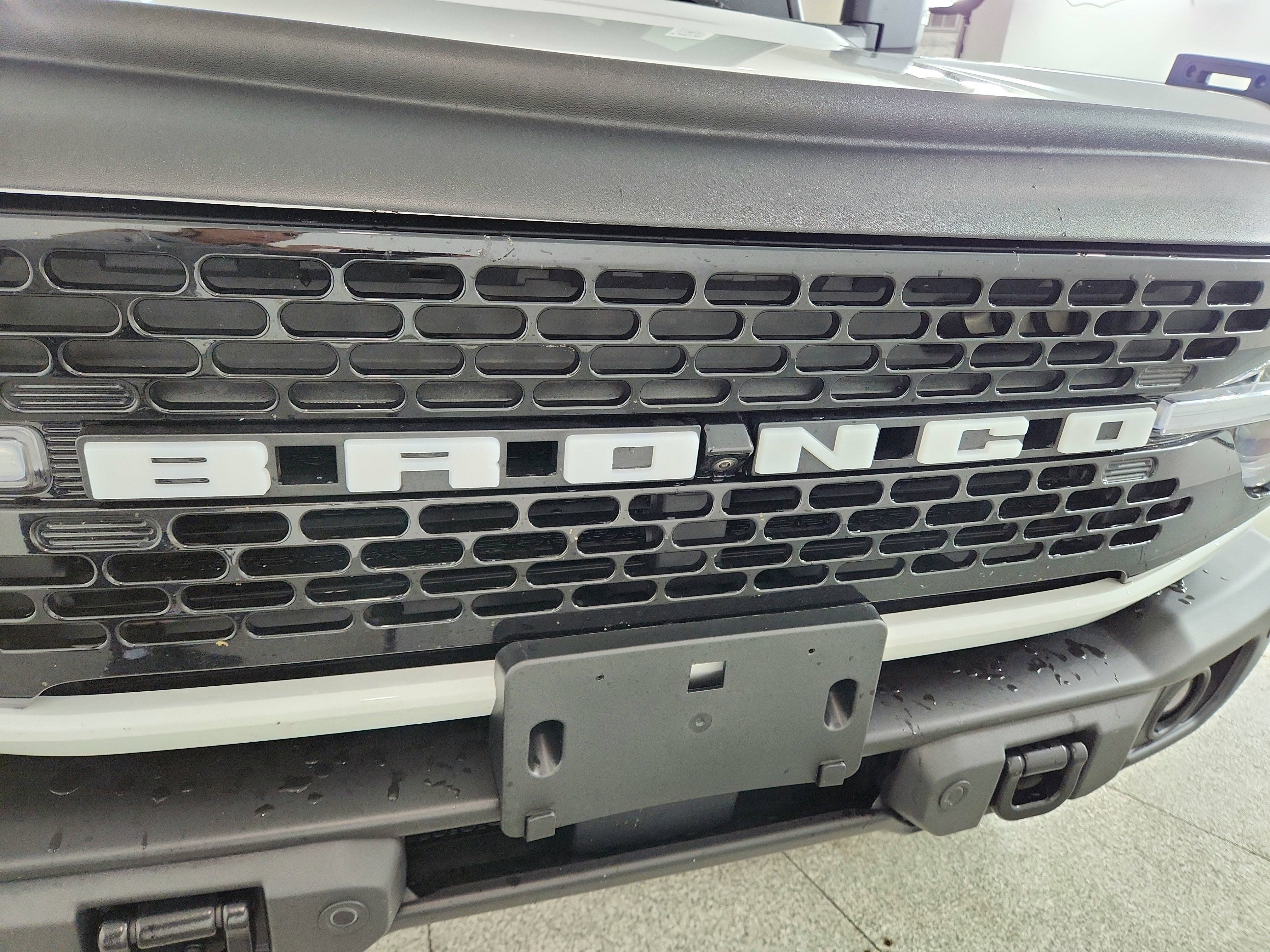 2023 Ford Bronco Base