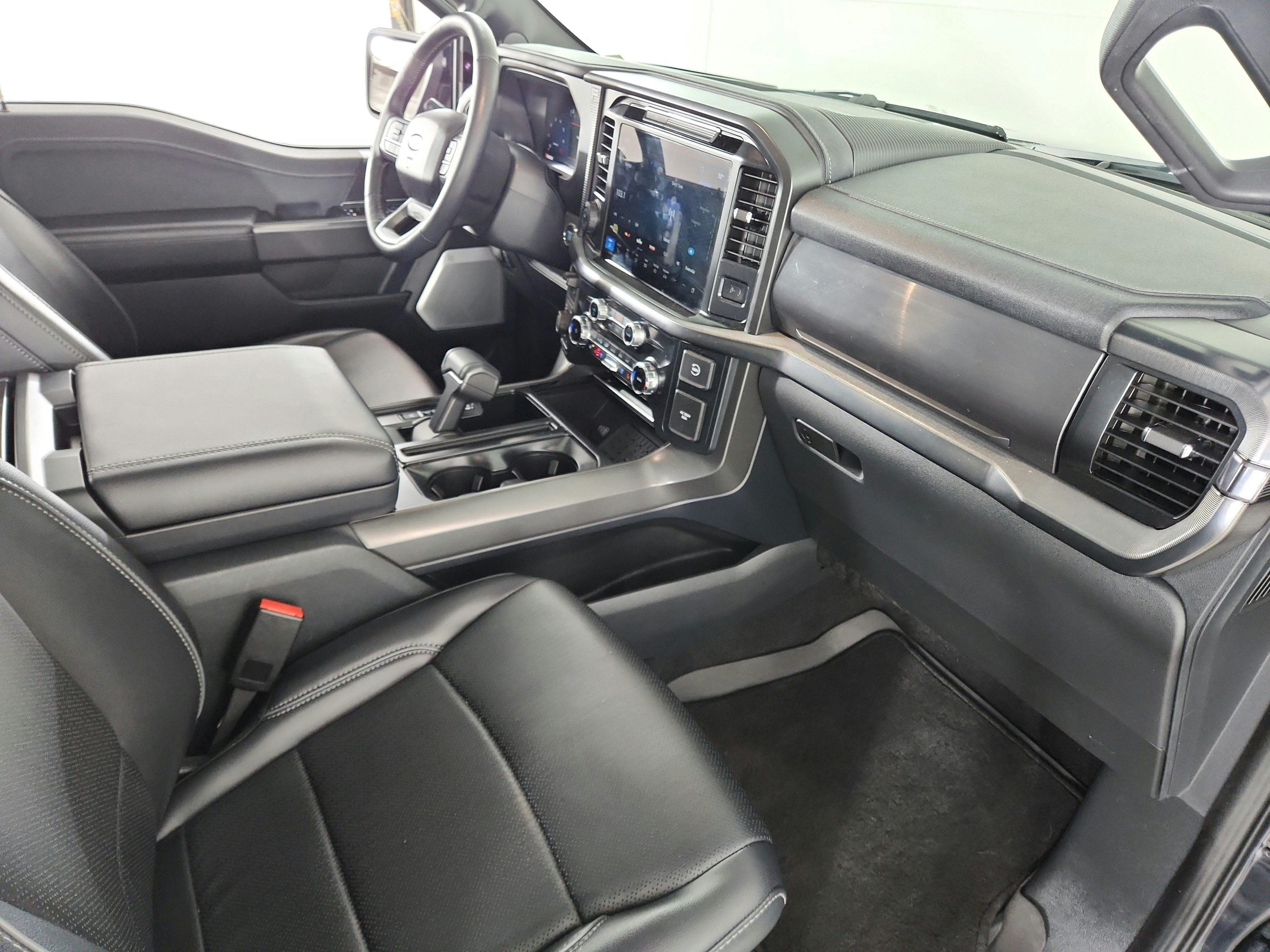 2025 Ford F-150 LARIAT 4WD SuperCrew 5.5' Box