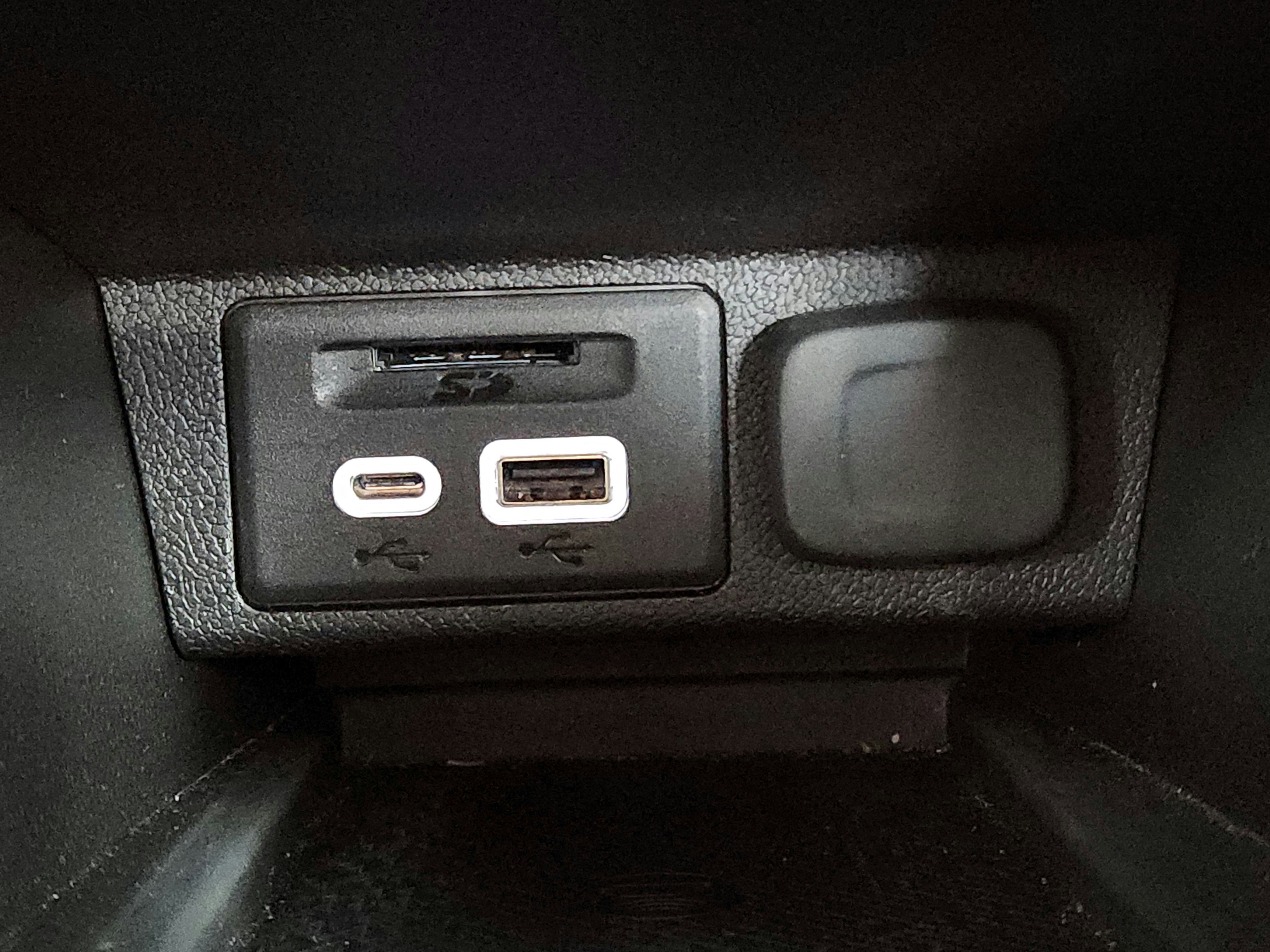 2022 Chevrolet Bolt EUV LT