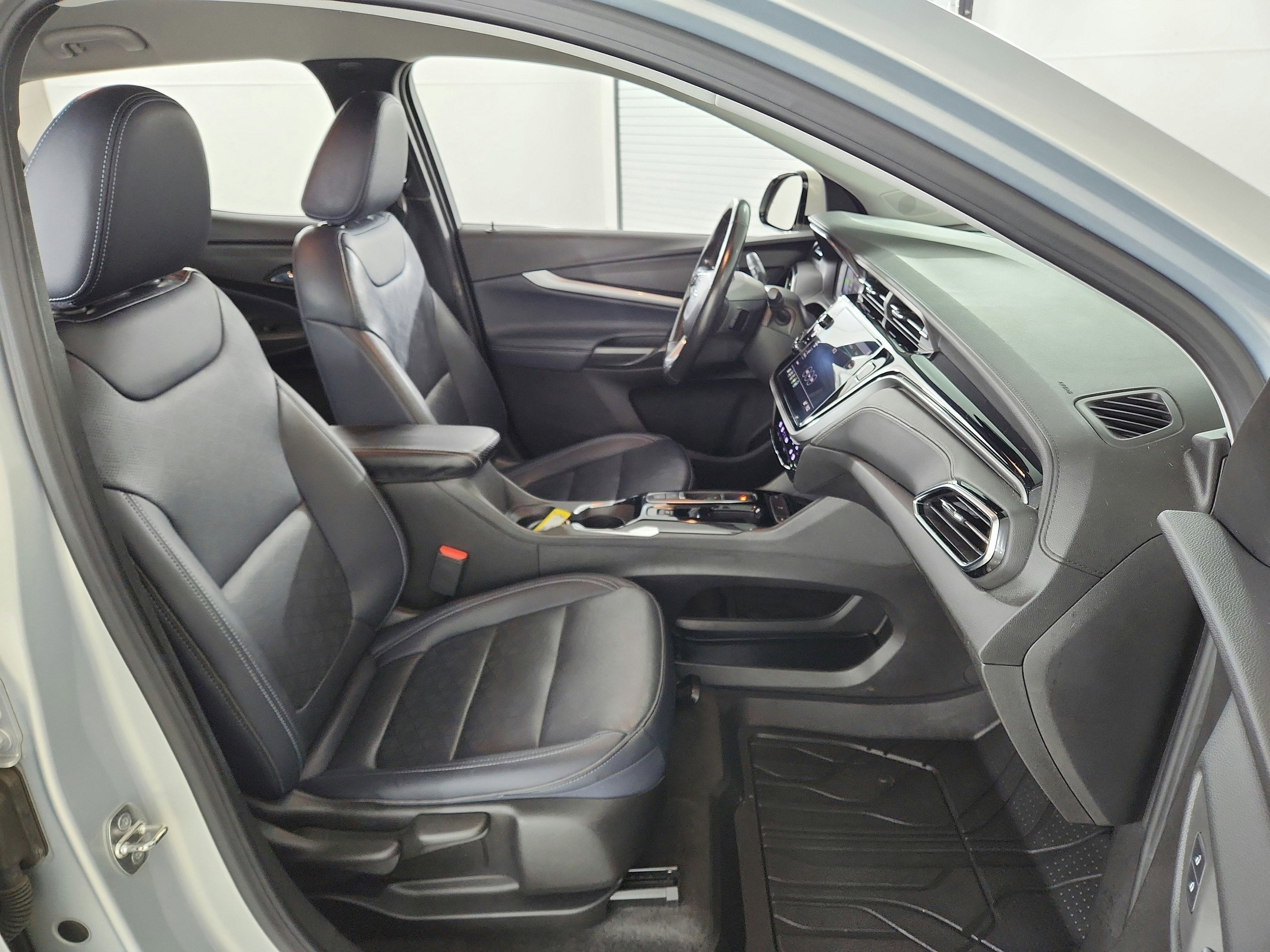 2022 Chevrolet Bolt EUV LT