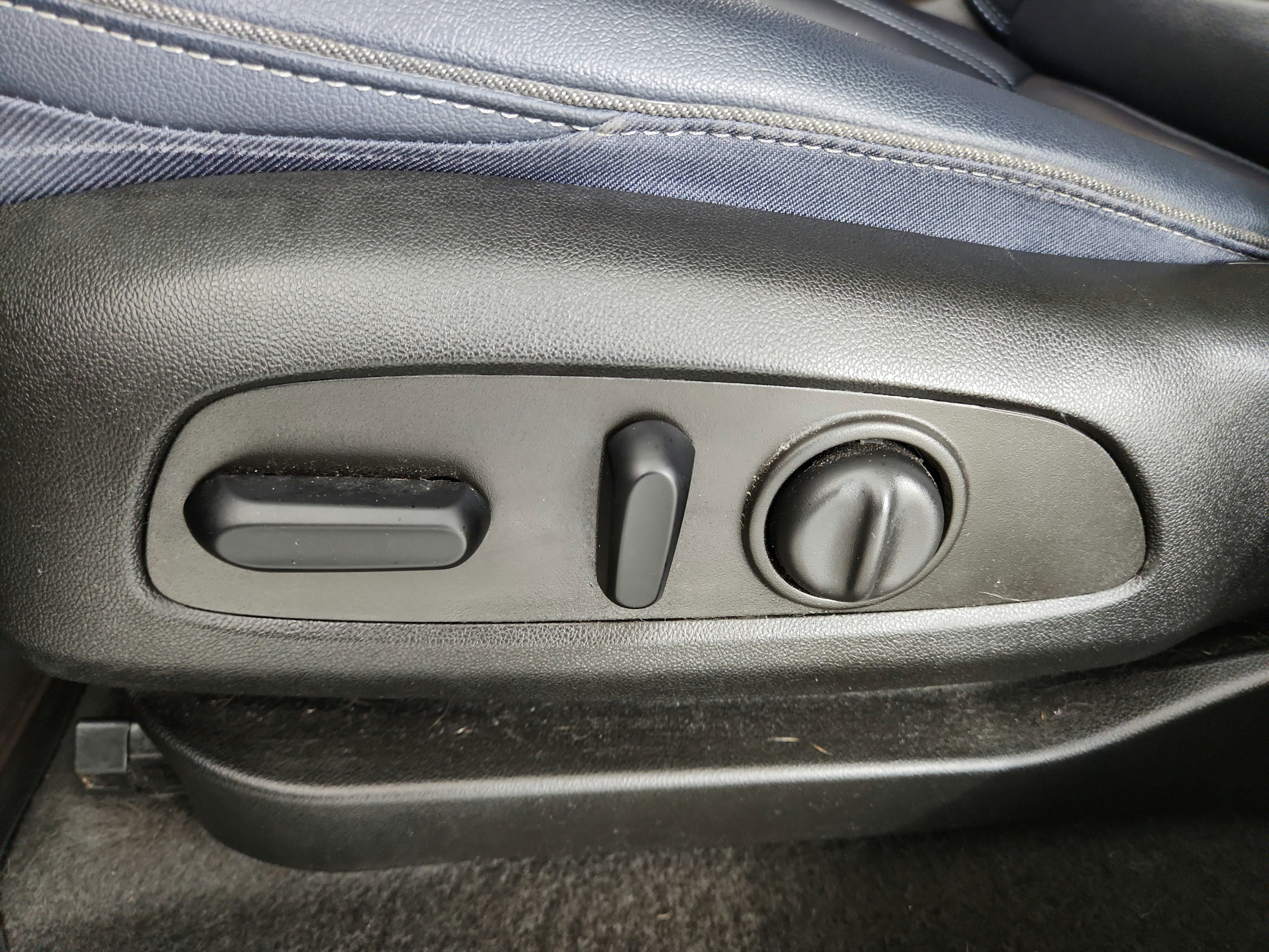 2022 Chevrolet Bolt EUV LT