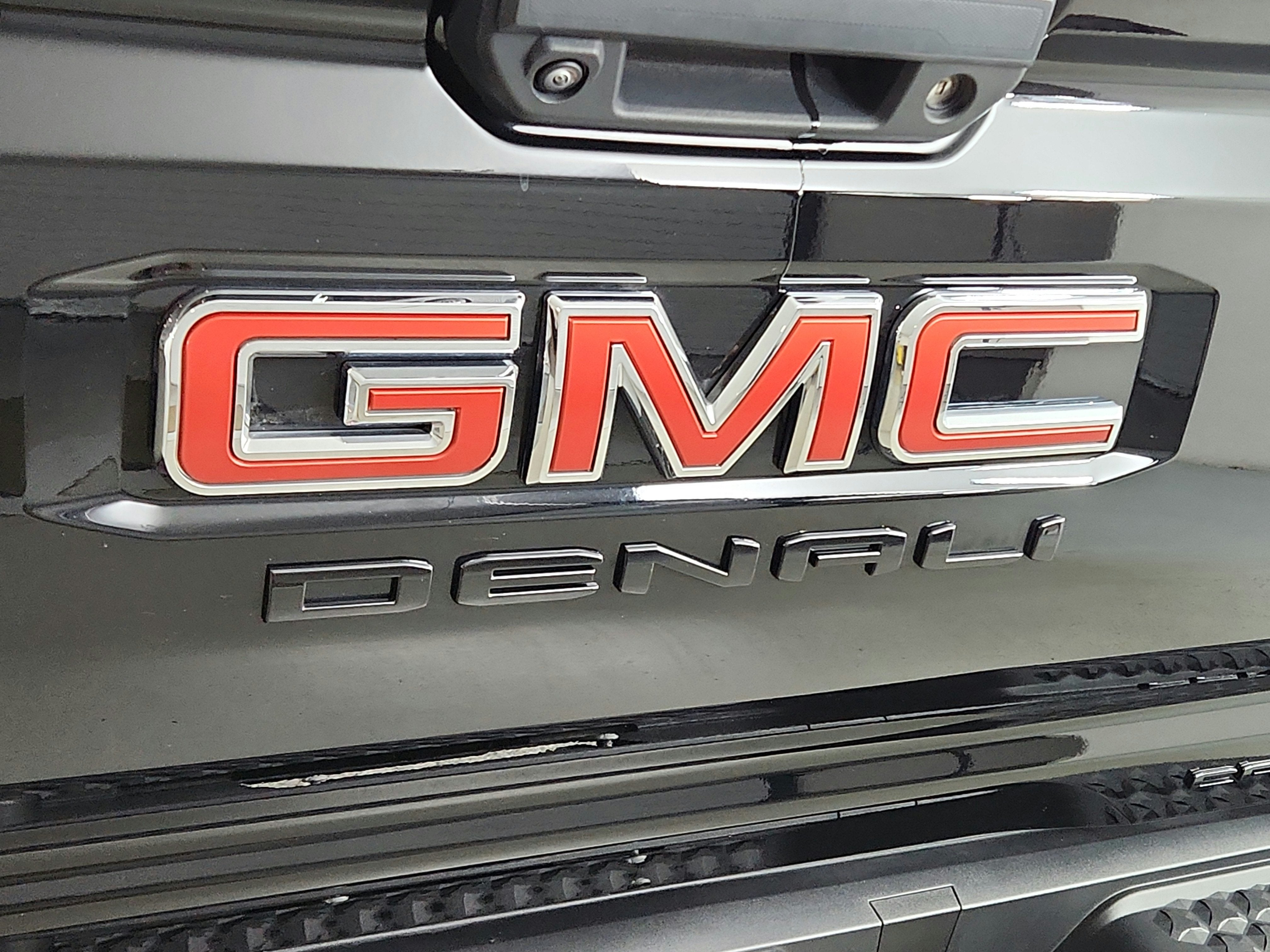 2024 GMC Canyon 4WD Denali