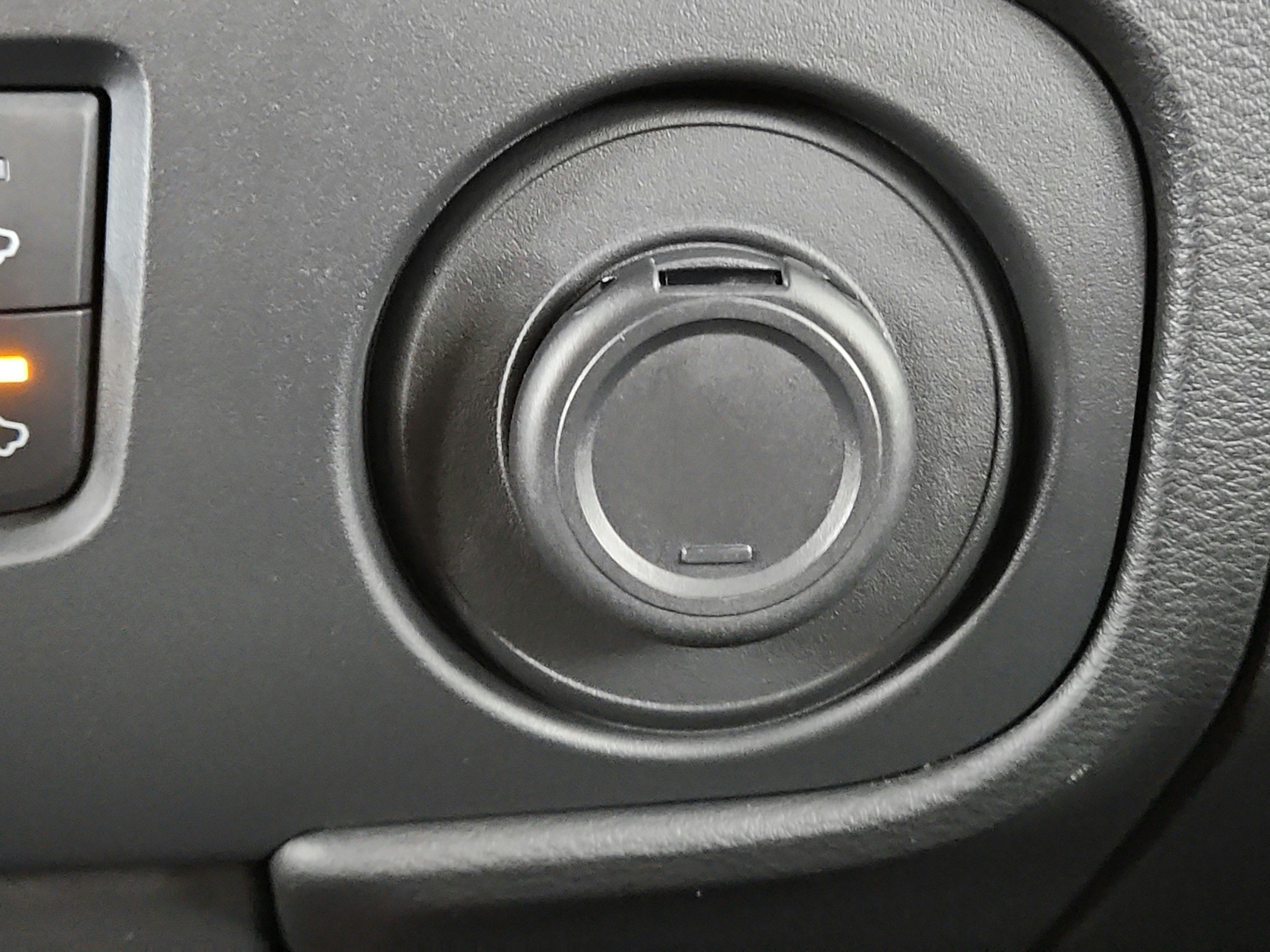 2025 Nissan Frontier PRO-X