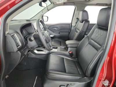 2025 Nissan Frontier SL