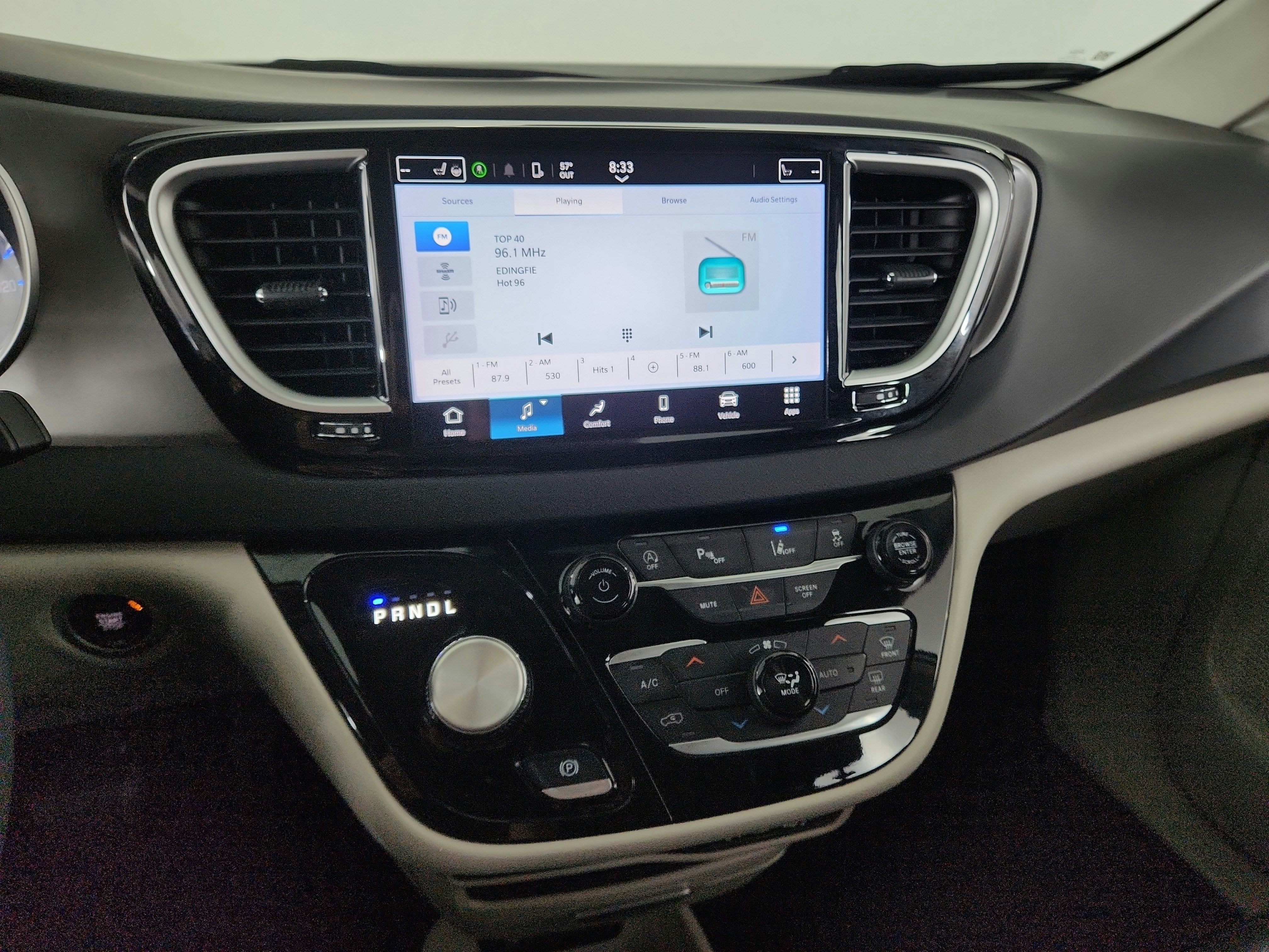 2023 Chrysler Pacifica Touring L FWD