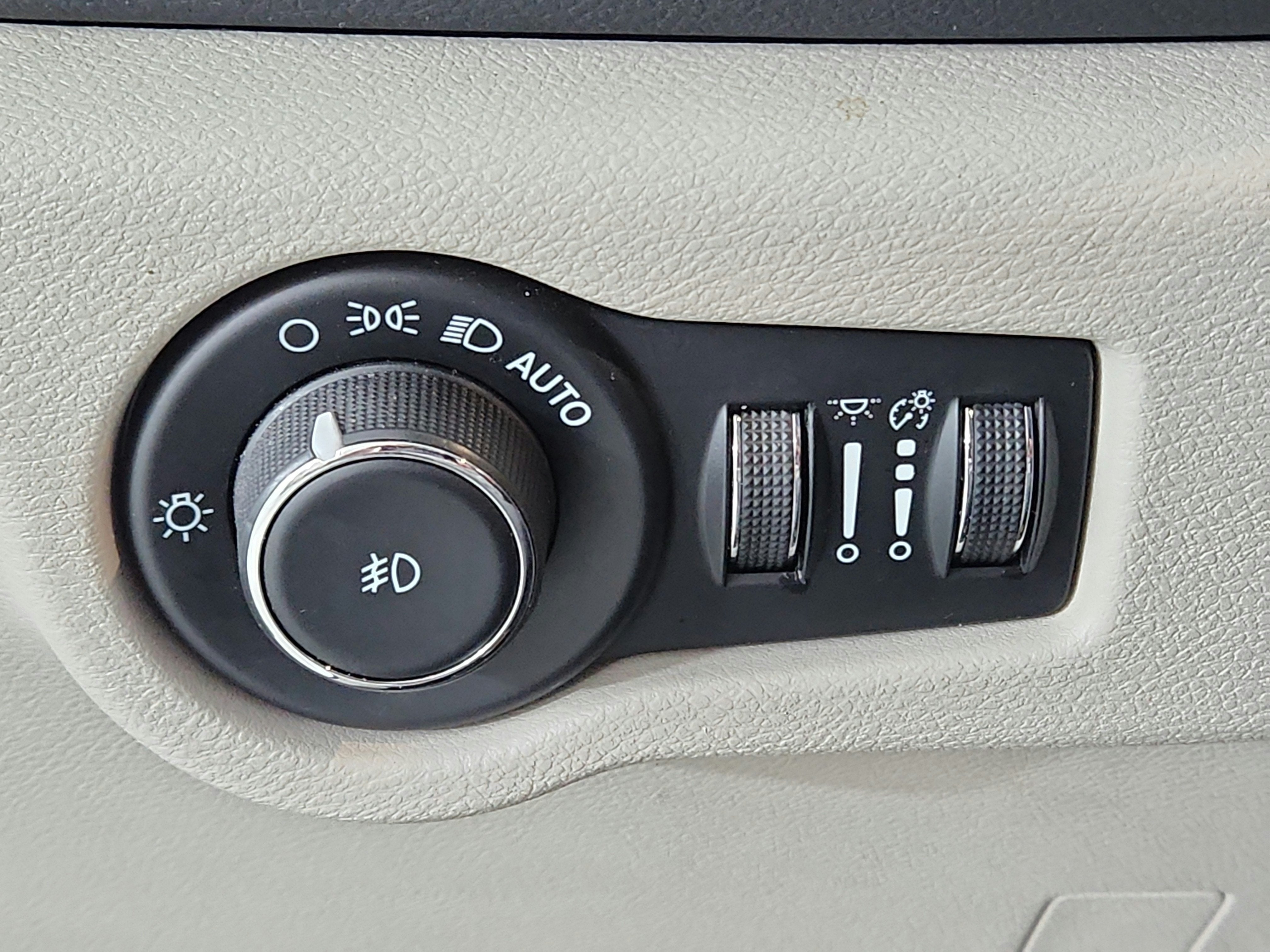 2023 Chrysler Pacifica Touring L FWD