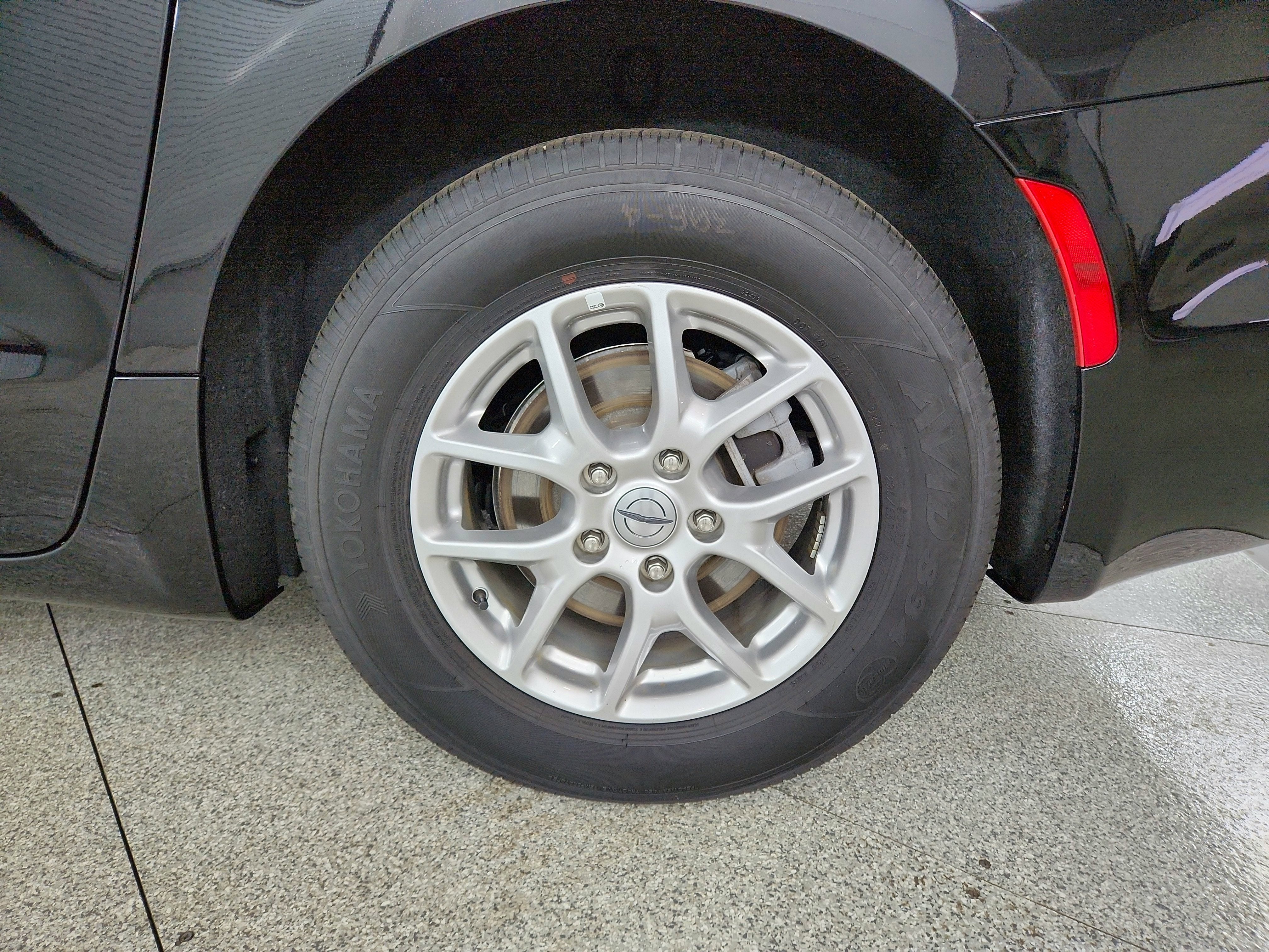 2025 Chrysler Pacifica Select