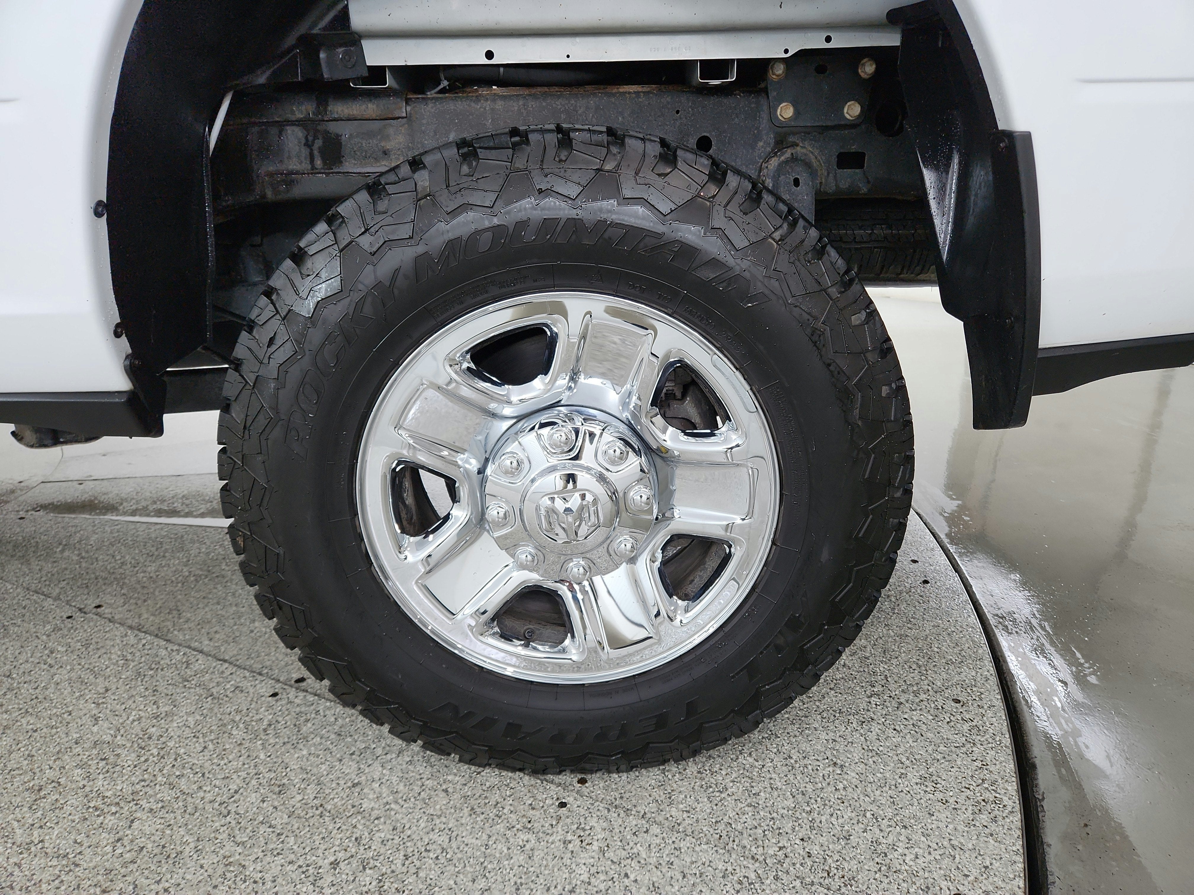 2022 RAM Ram 2500 Tradesman 4x4 Crew Cab 6'4" Box