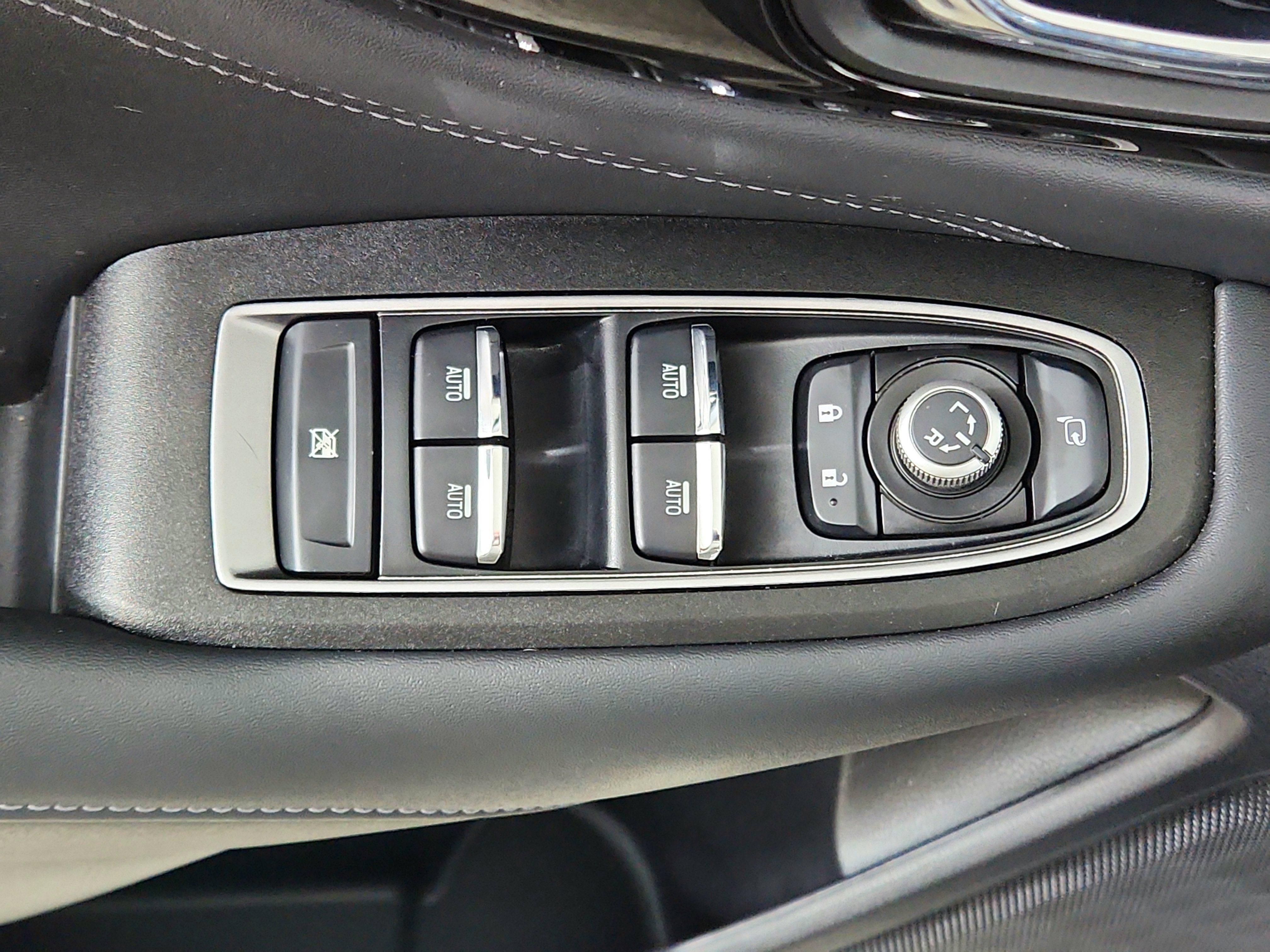 2025 Subaru Outback Touring