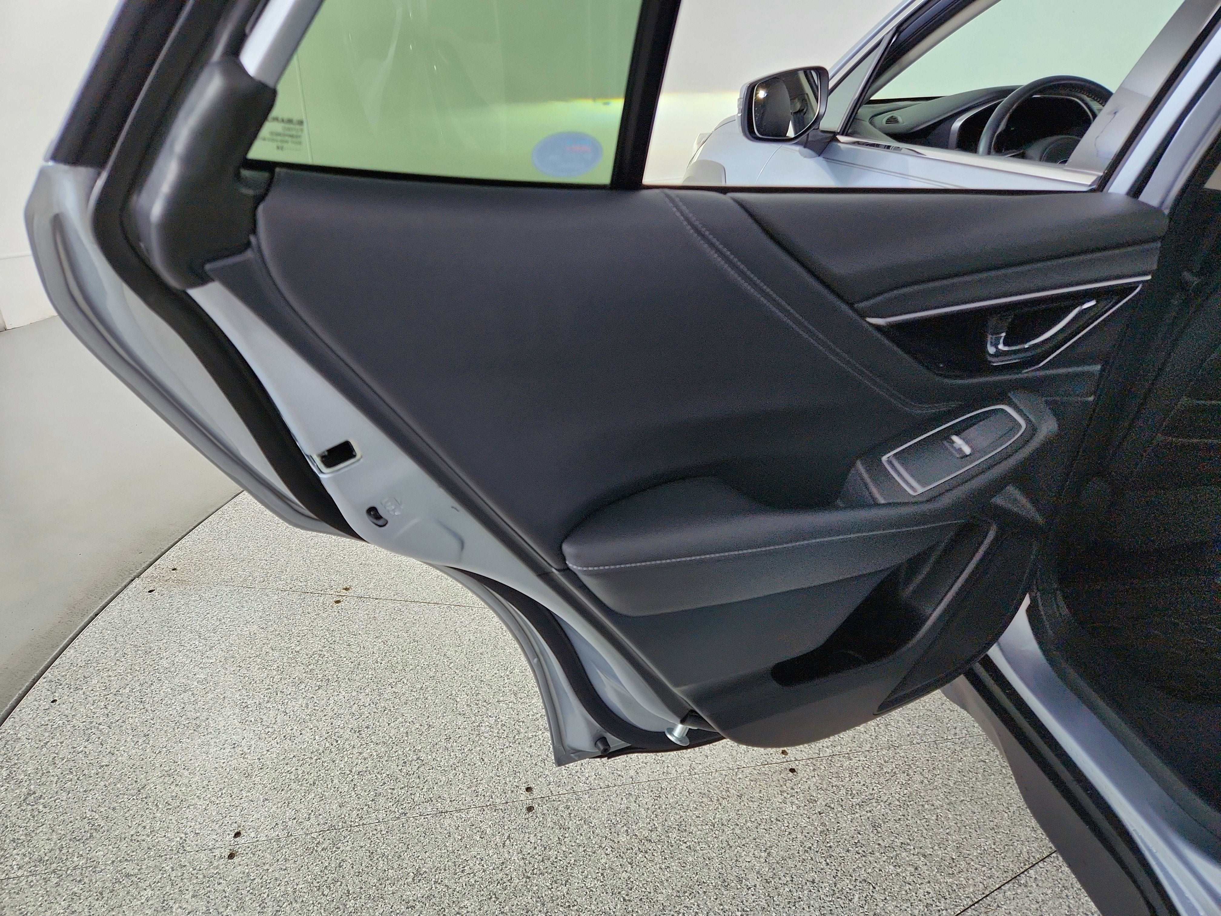 2025 Subaru Outback Touring