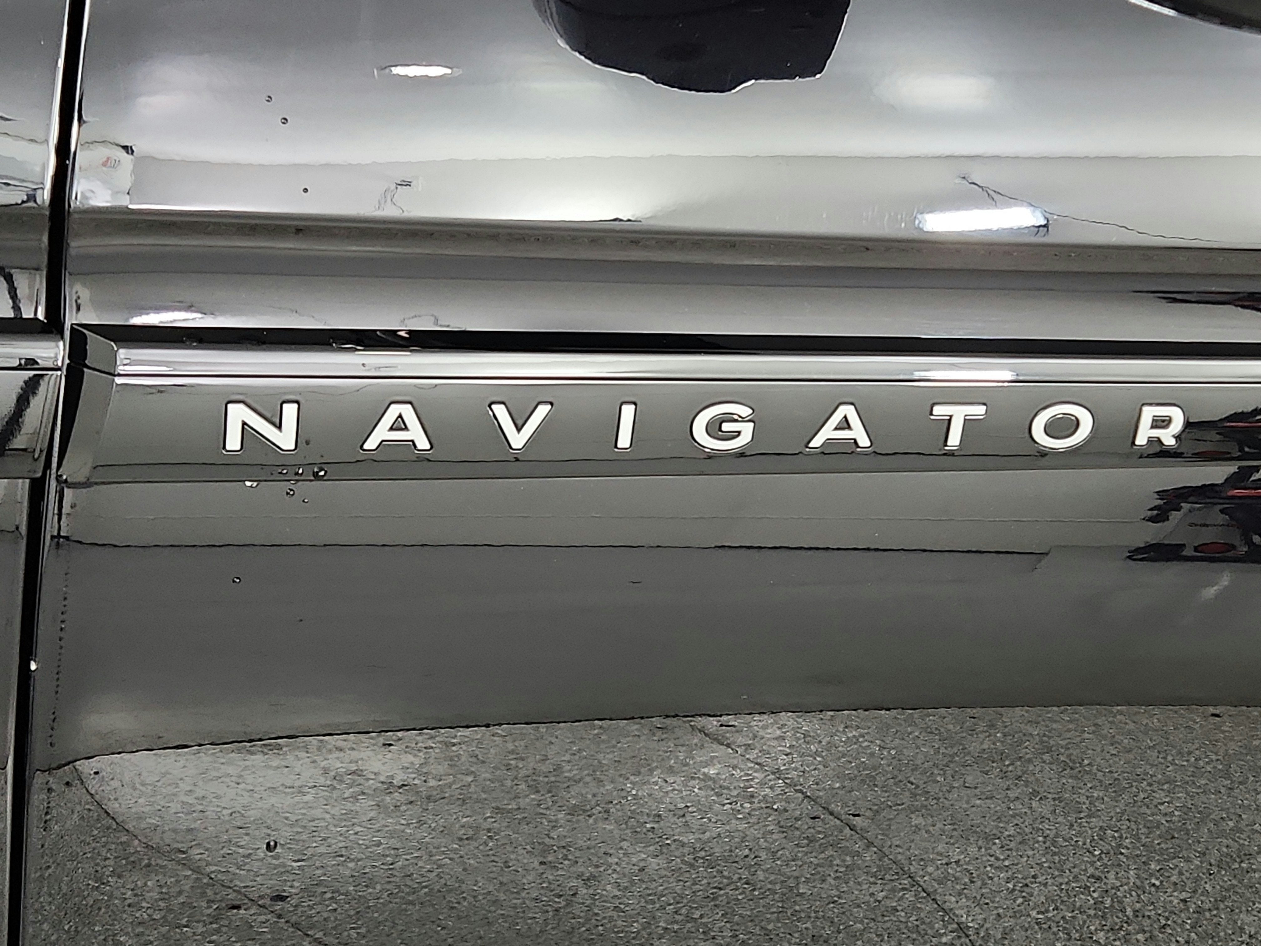 2025 Lincoln Navigator Black Label