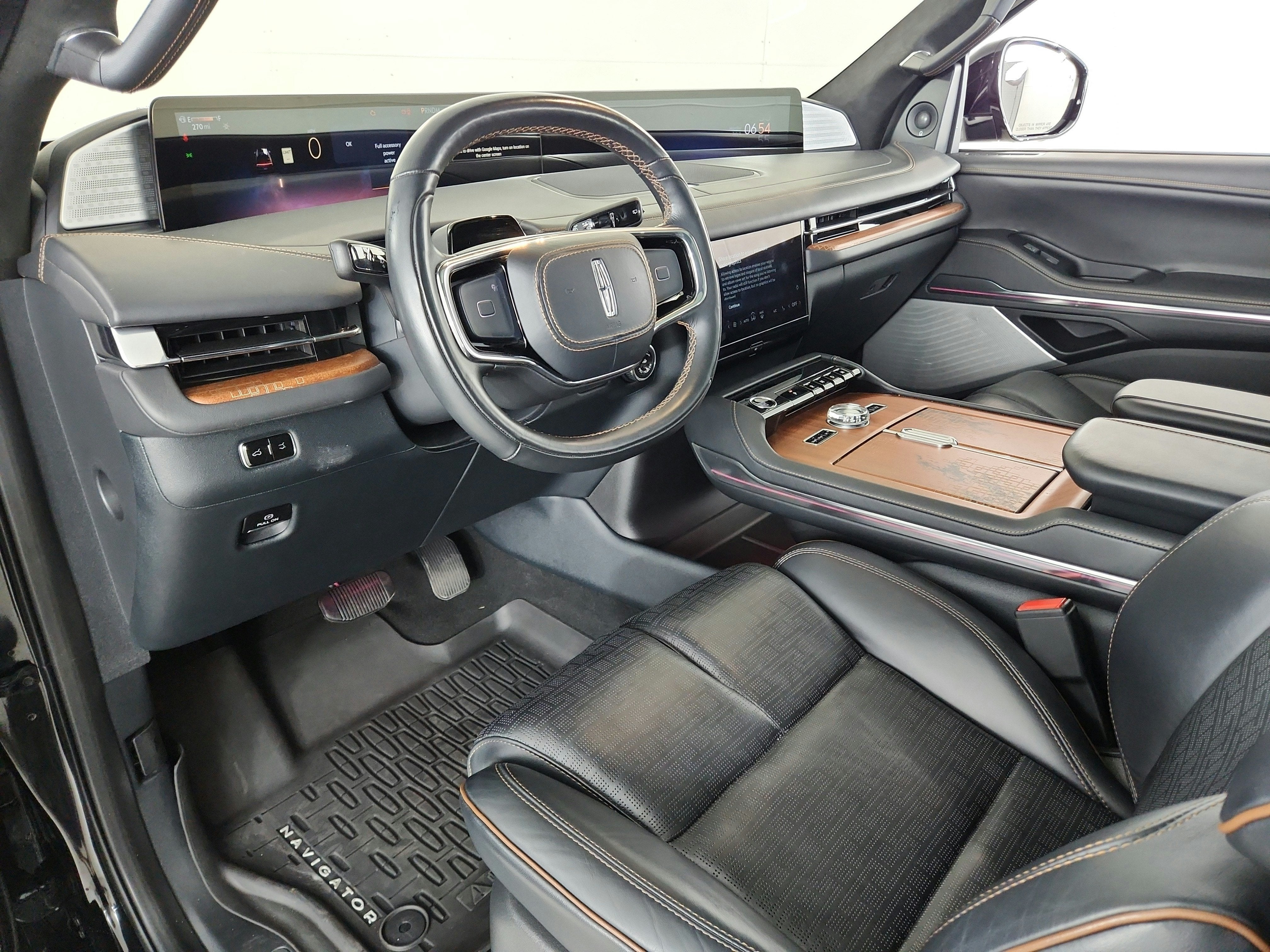 2025 Lincoln Navigator Black Label