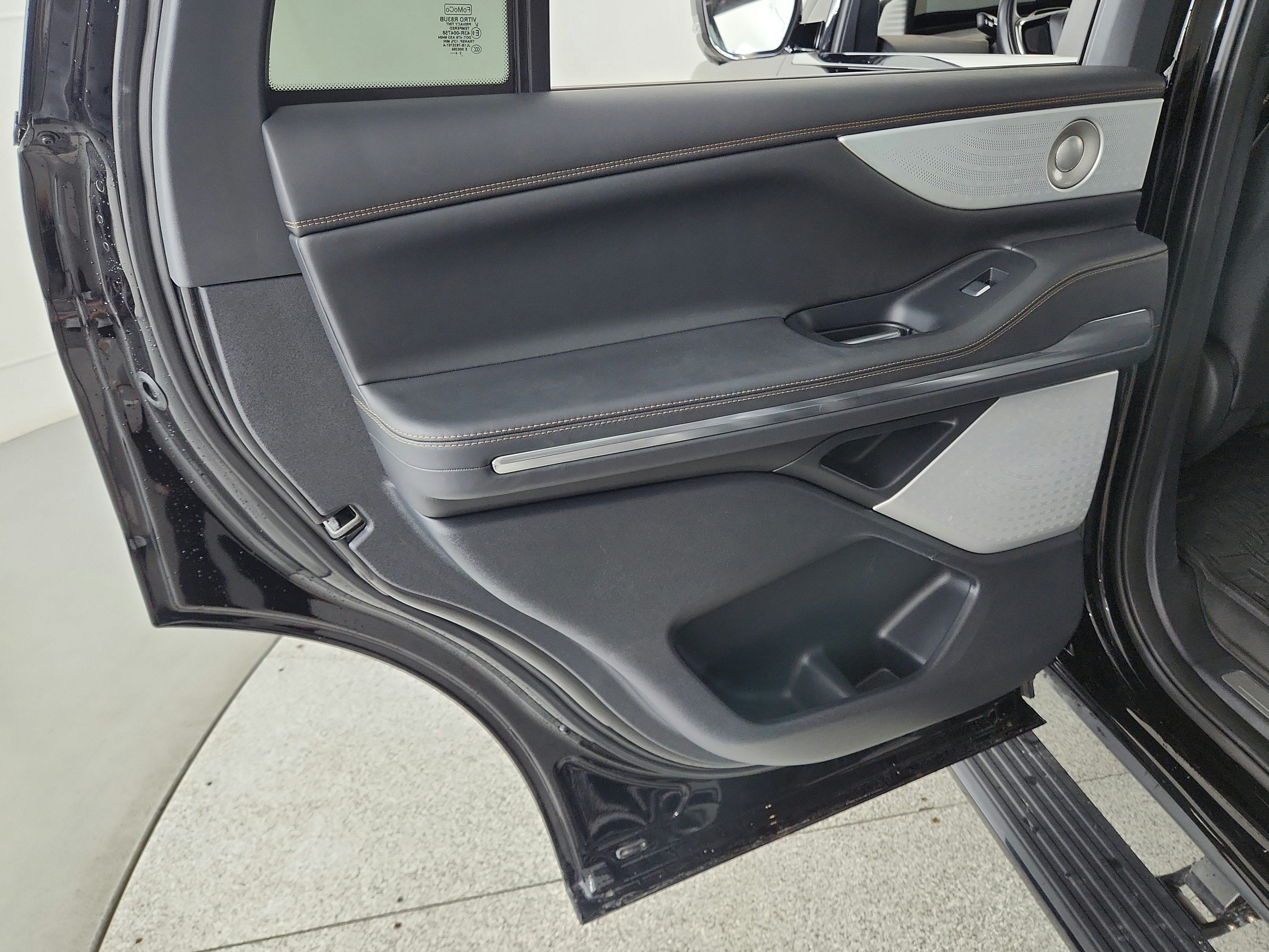 2025 Lincoln Navigator Black Label