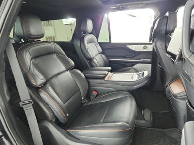 2025 Lincoln Navigator Black Label