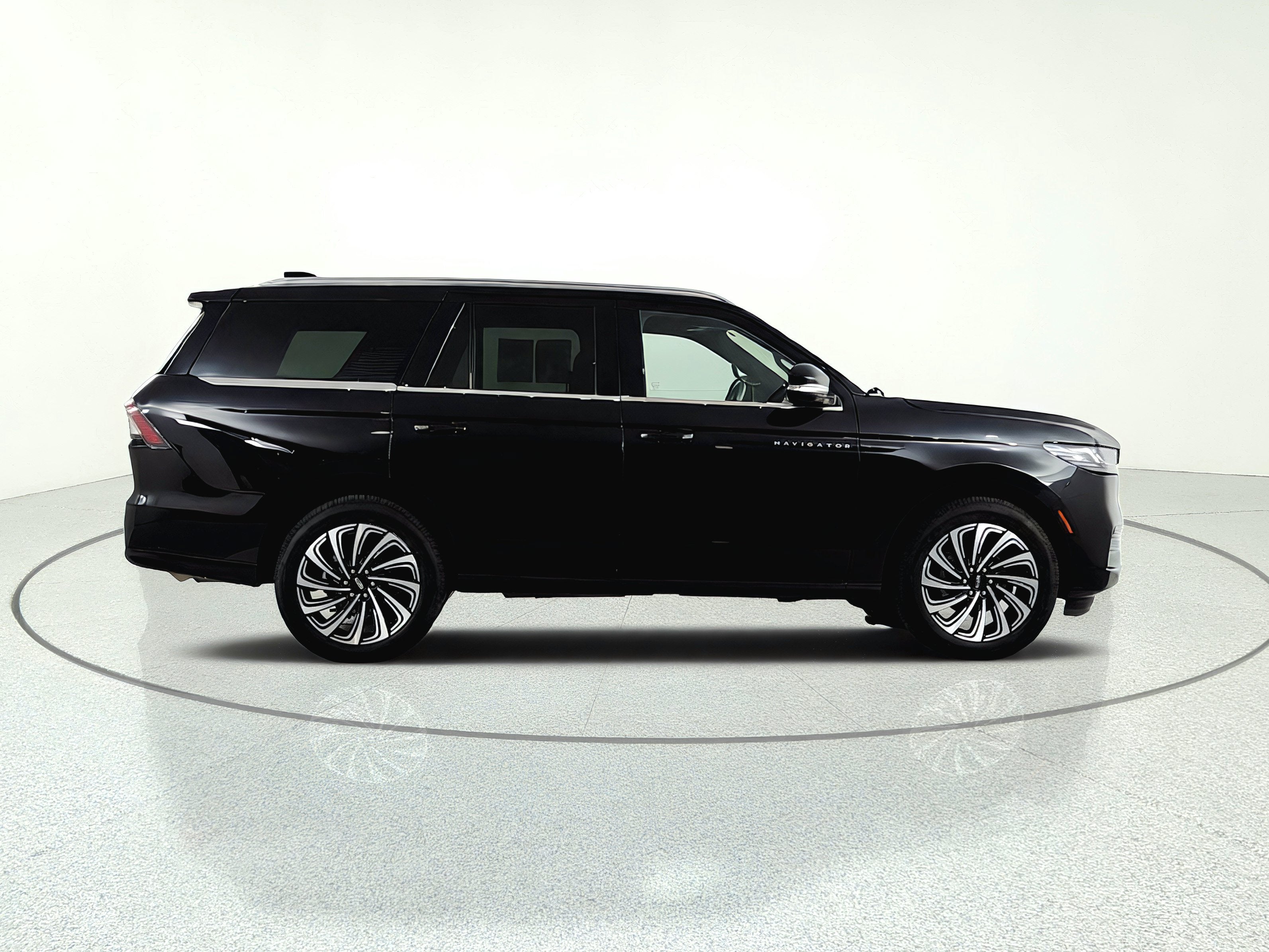 2025 Lincoln Navigator Black Label