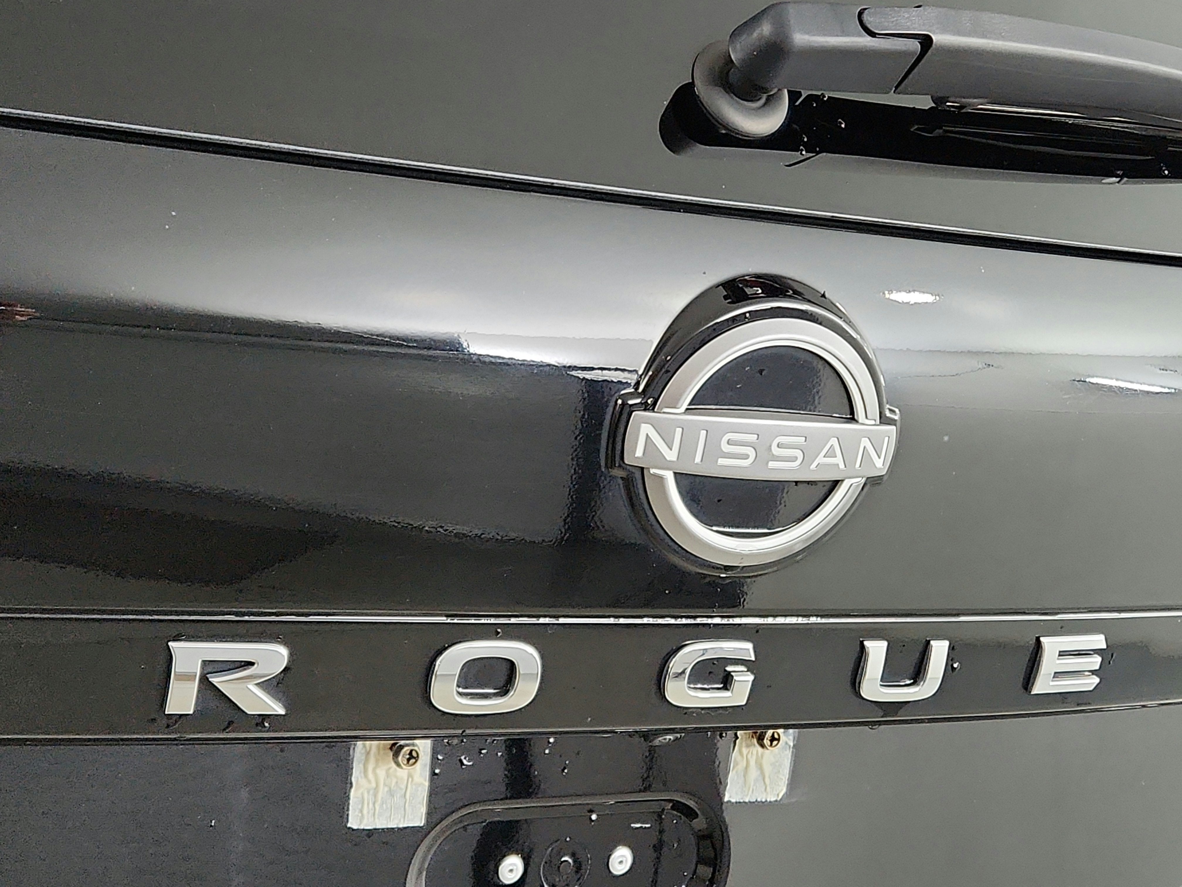 2023 Nissan Rogue FWD SV