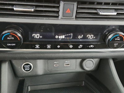 2023 Nissan Rogue FWD SV