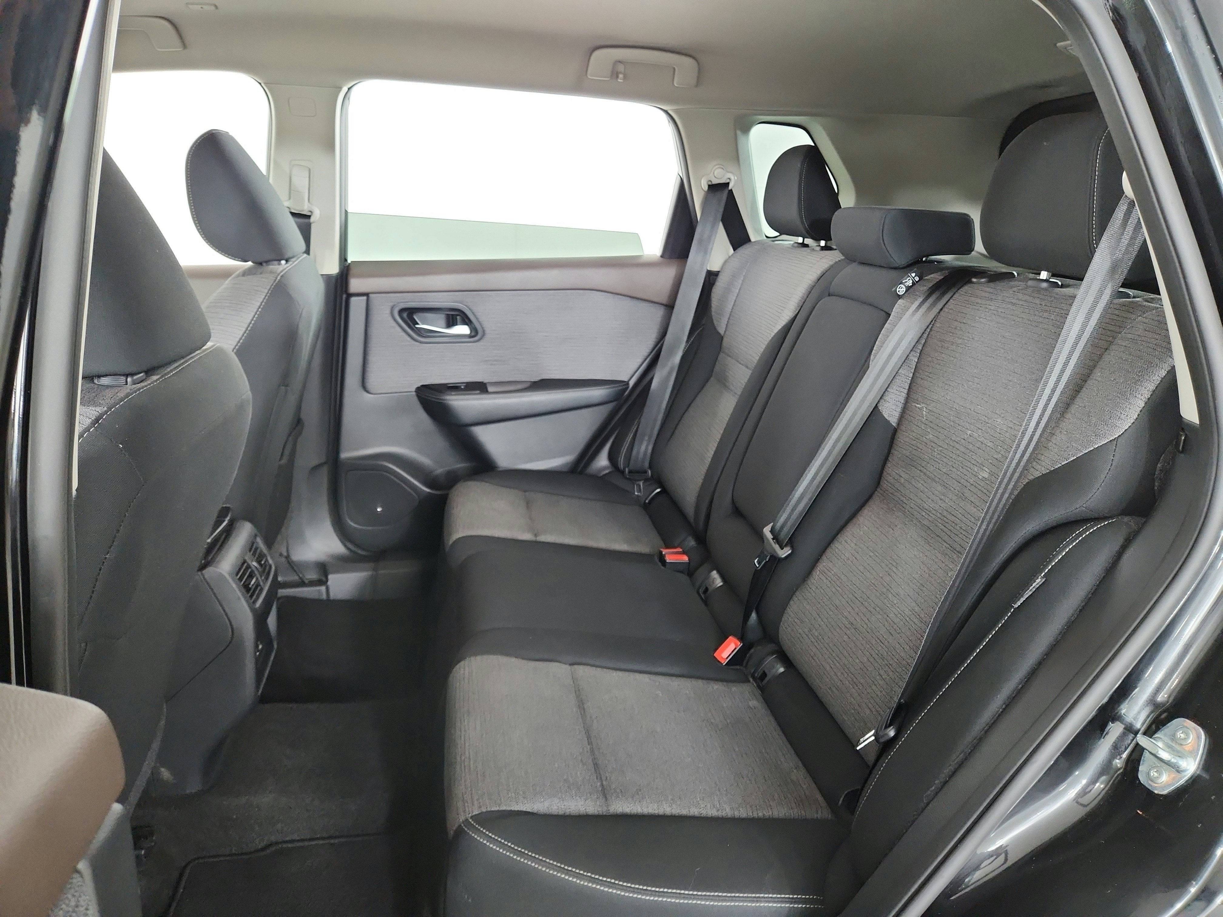 2023 Nissan Rogue FWD SV