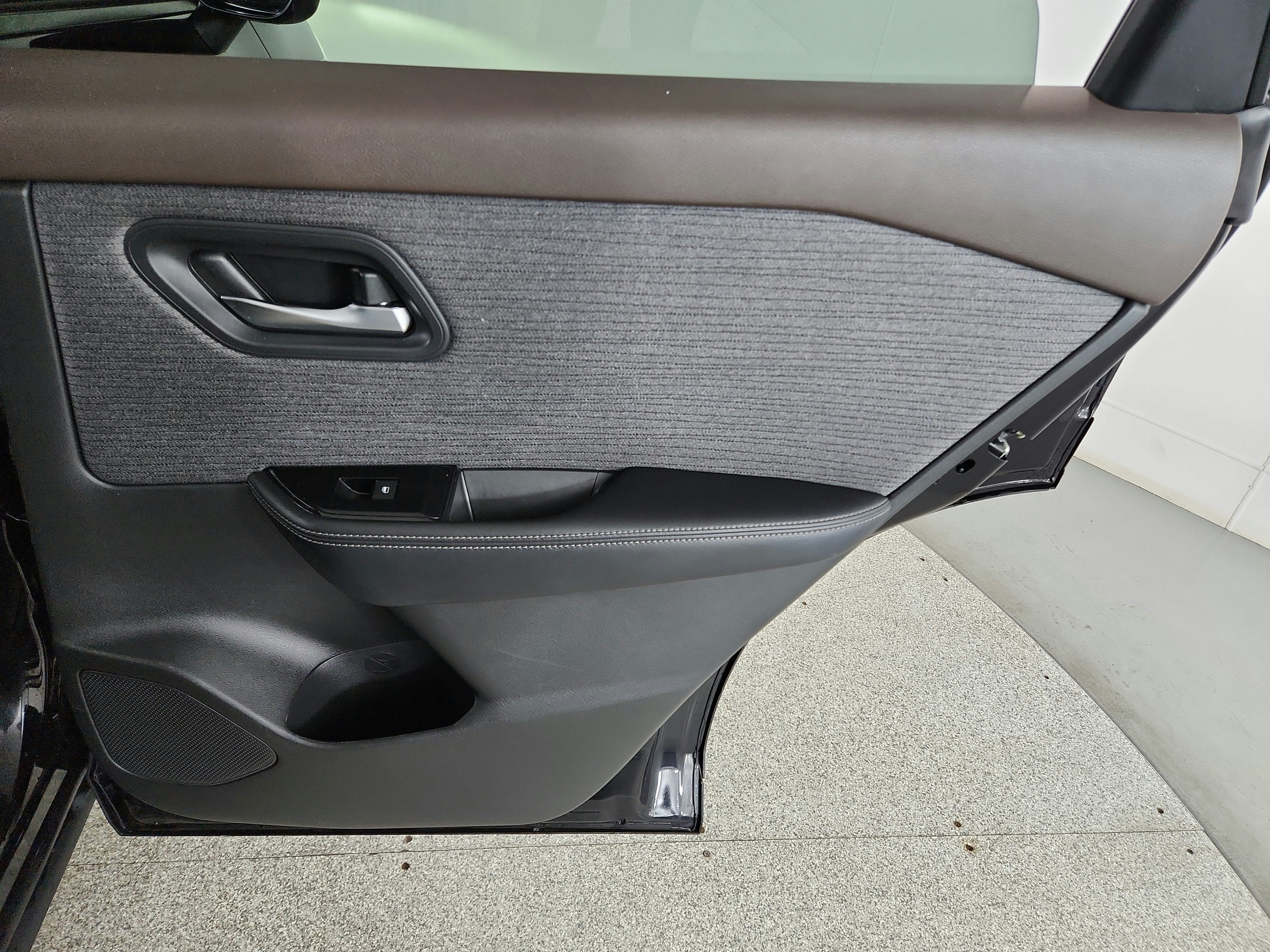 2023 Nissan Rogue FWD SV